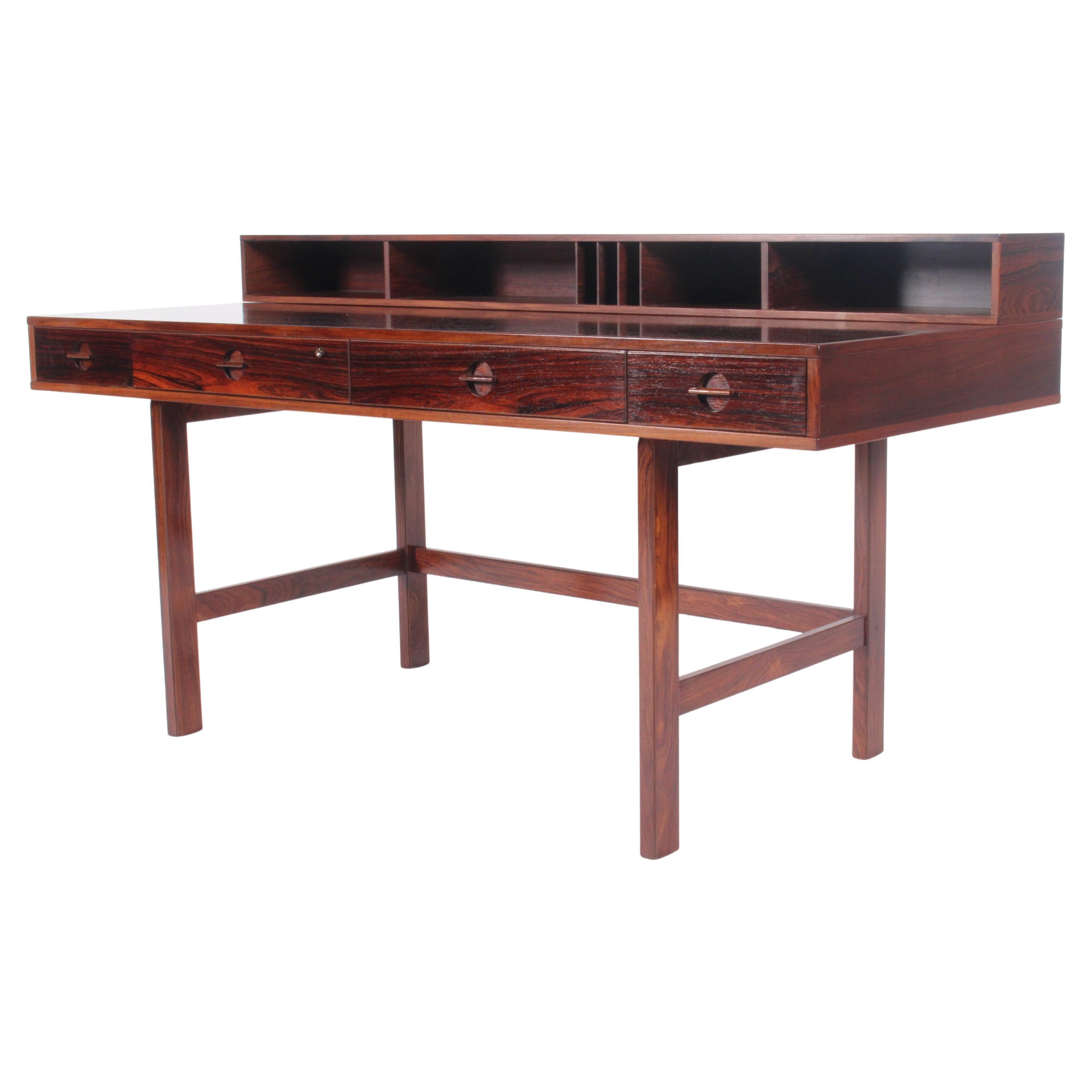 Hervorragender dänischer Mid Century Flip Top  Executive Schreibtisch von Peter Lovig Nielson