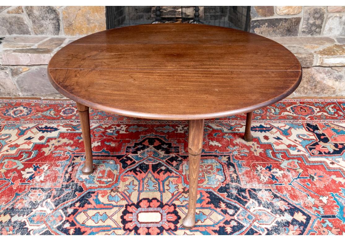 Outstanding Early 19th C. George II Solid Mahogany Drop Leaf Table For Sale 4