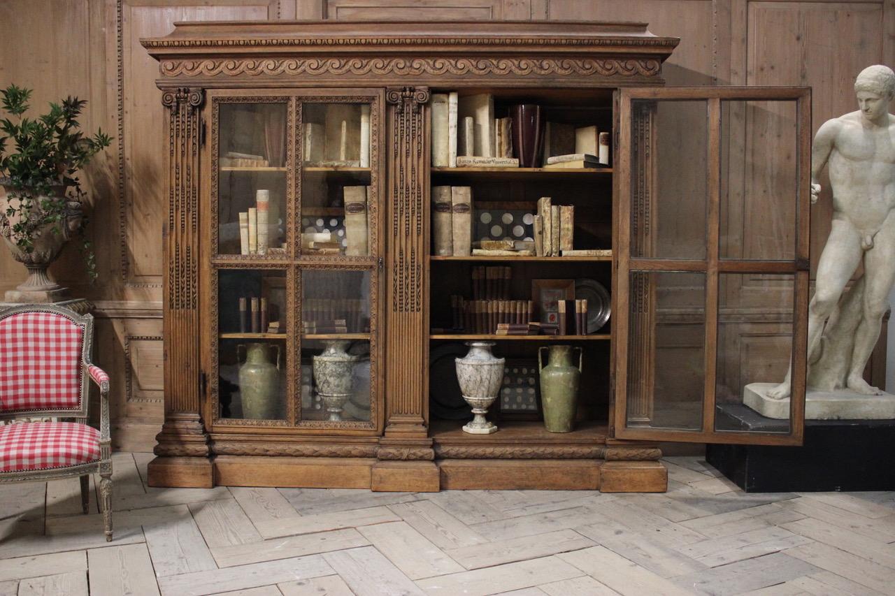 Oak Outstanding Early 19th Century French Classical Bookcase