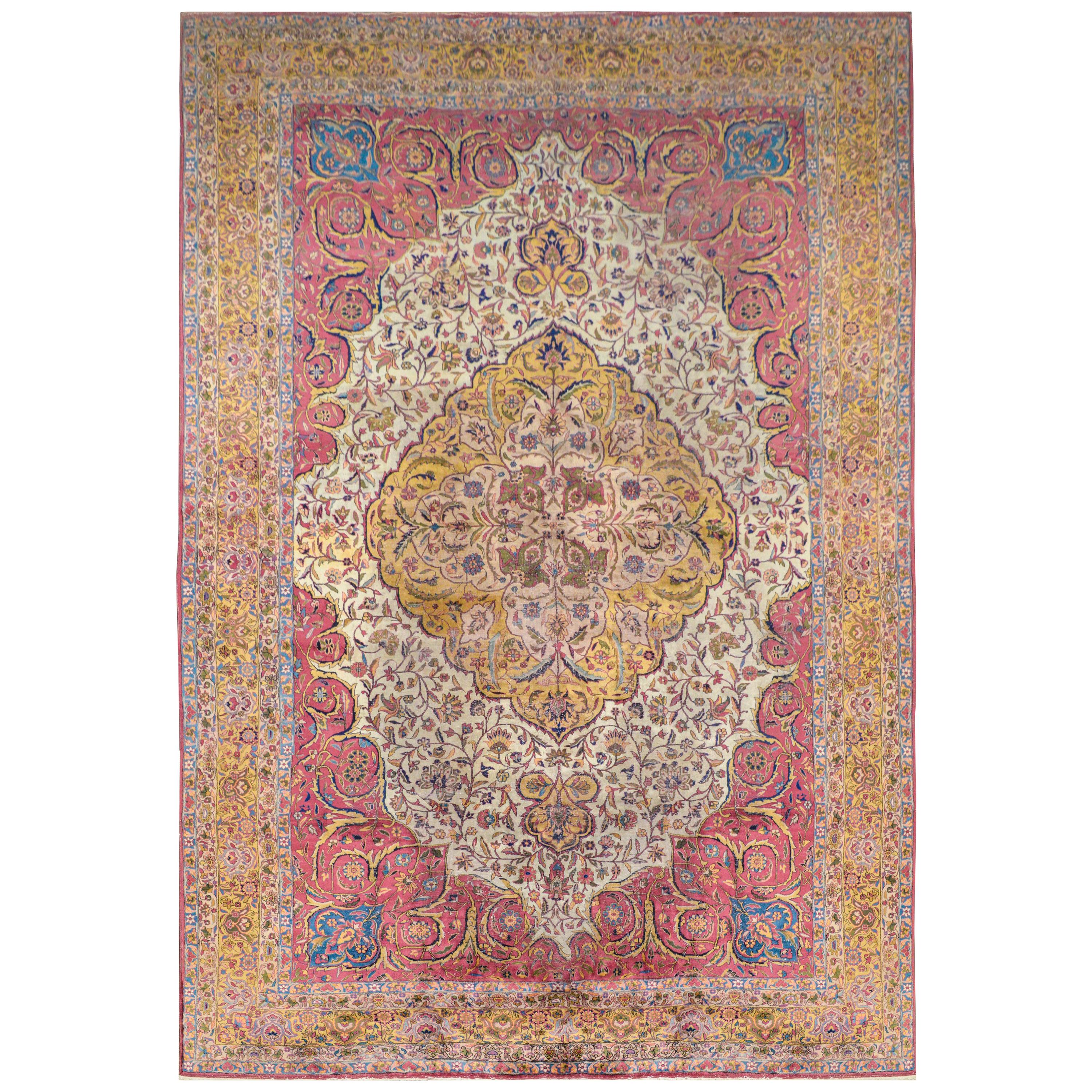 Outstanding Early 20th Century Agra Rug