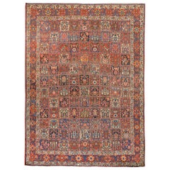 Outstanding Early 20th Century Bakhtiari Rug
