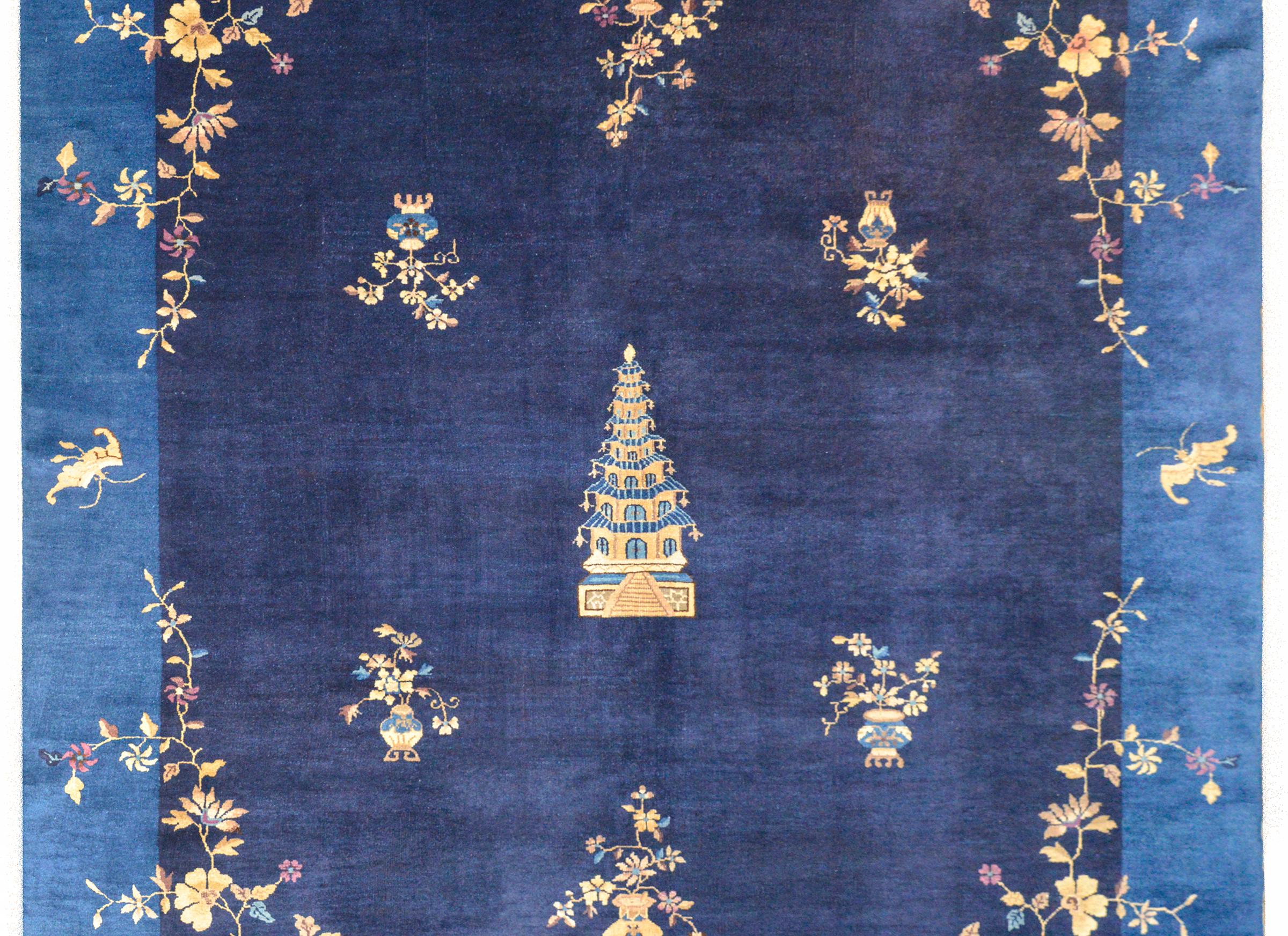 Hervorragender chinesischer Art-Déco-Teppich aus dem frühen 20. Jahrhundert (Art déco) im Angebot