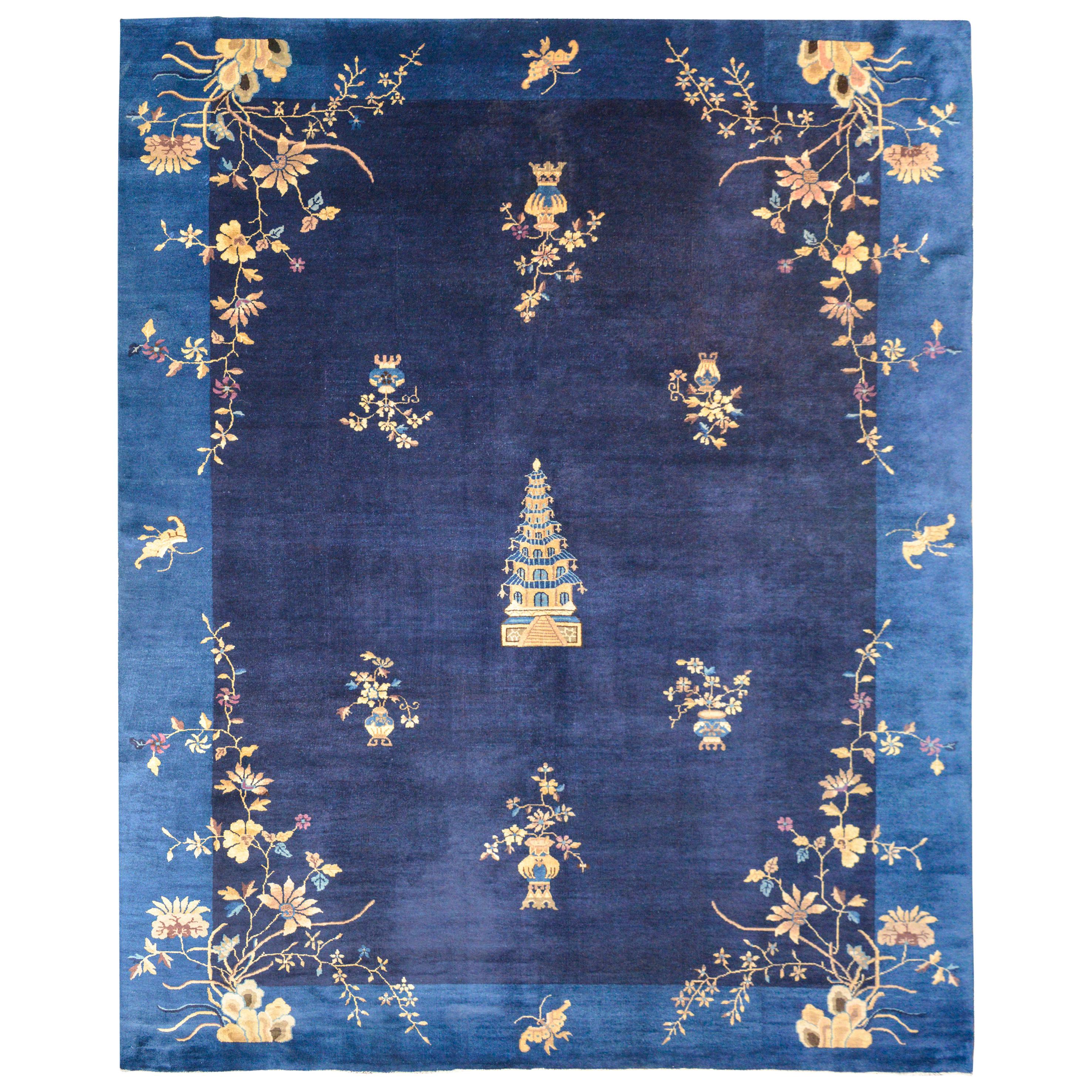 Outstanding Early 20th Century Chinese Art Deco Rug For Sale