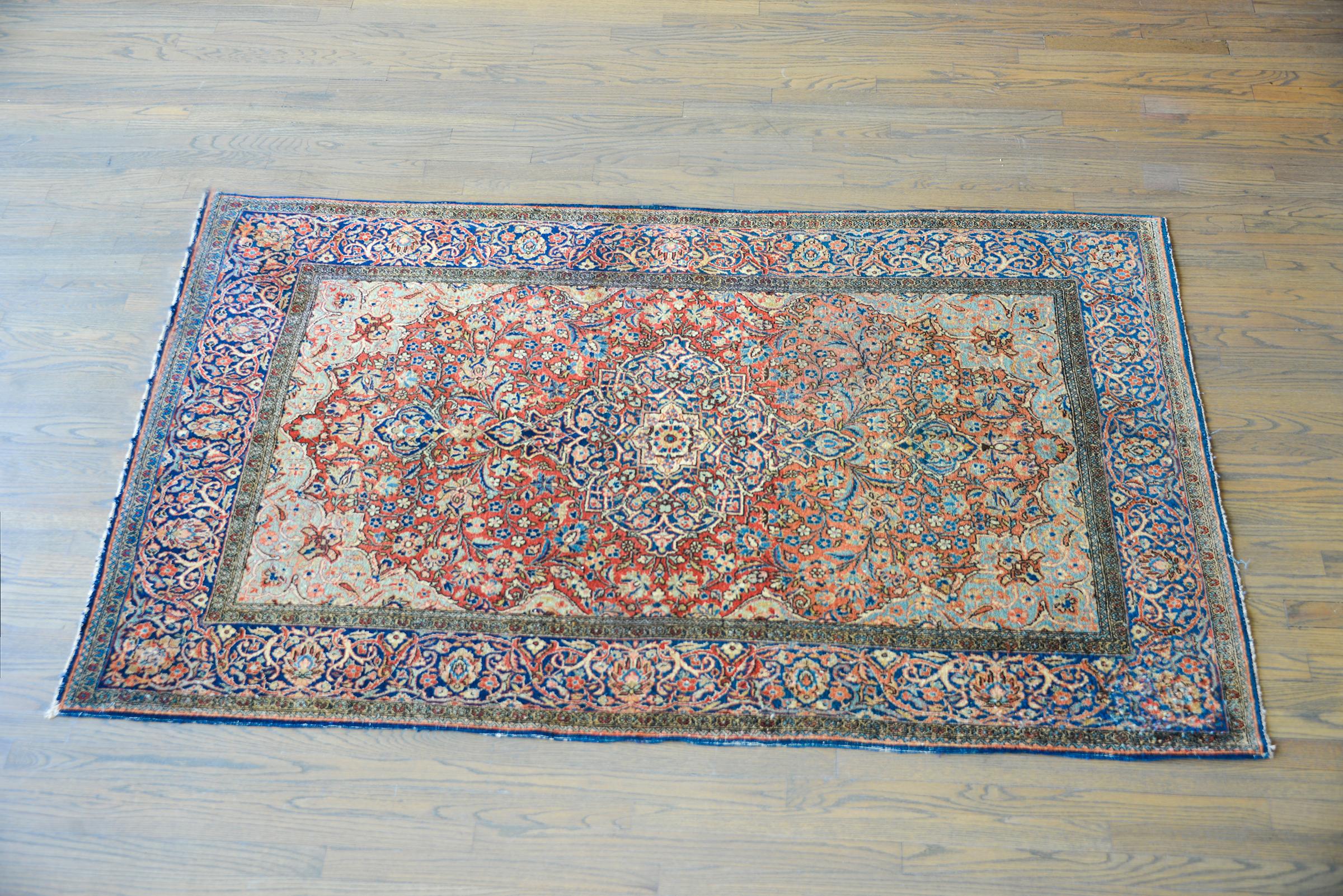 Outstanding Early 20th Century Kashan Rug For Sale 5