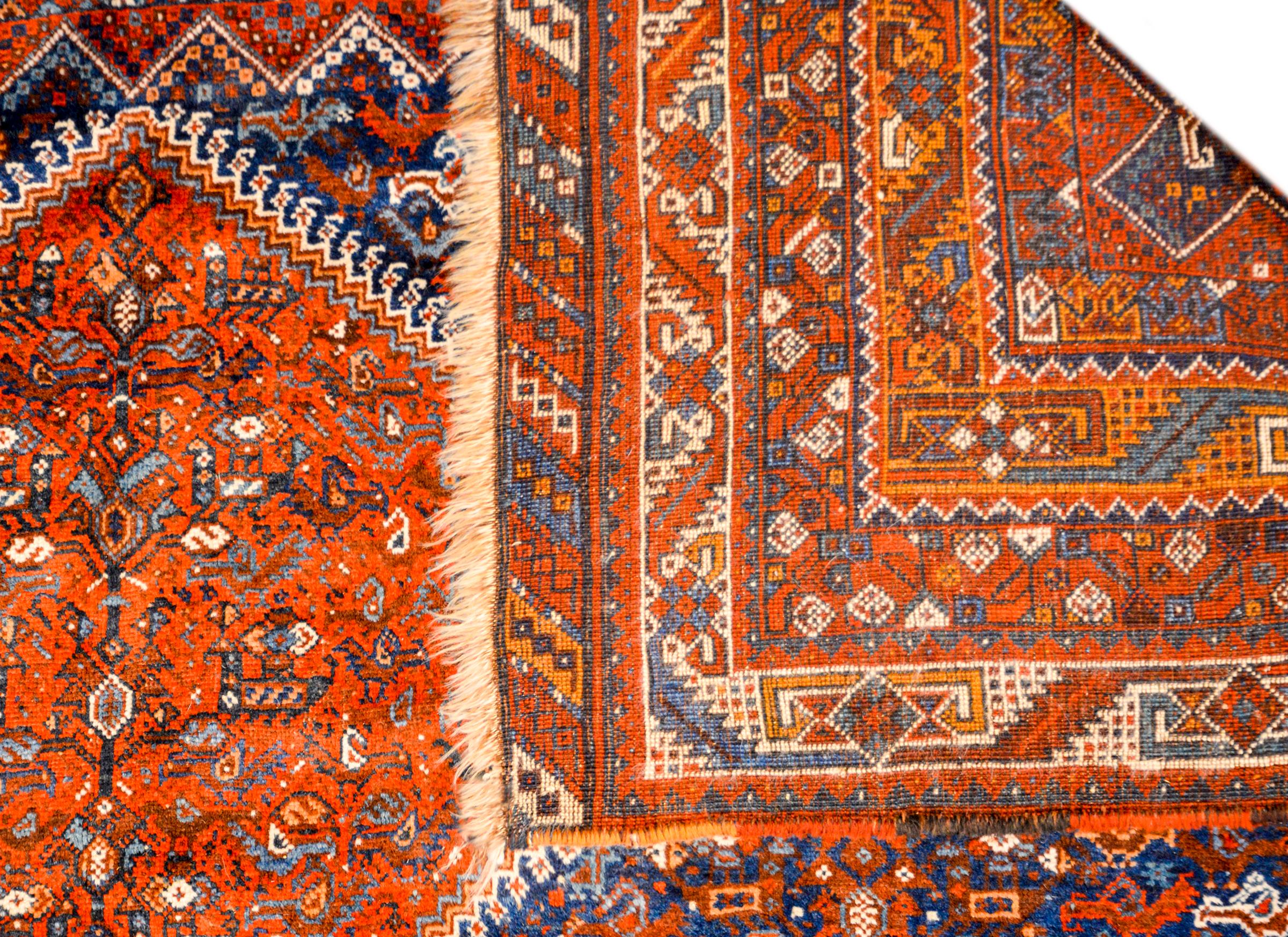 Outstanding Early 20th Century Khamseh Chicken Rug In Good Condition In Chicago, IL