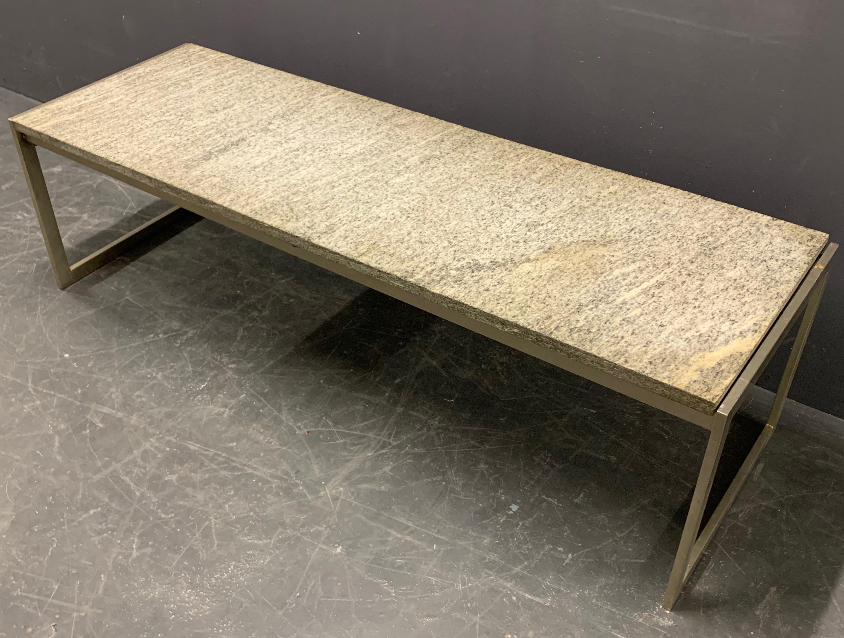Magnifique table basse ou banc en marbre roulé Flint en vente 8