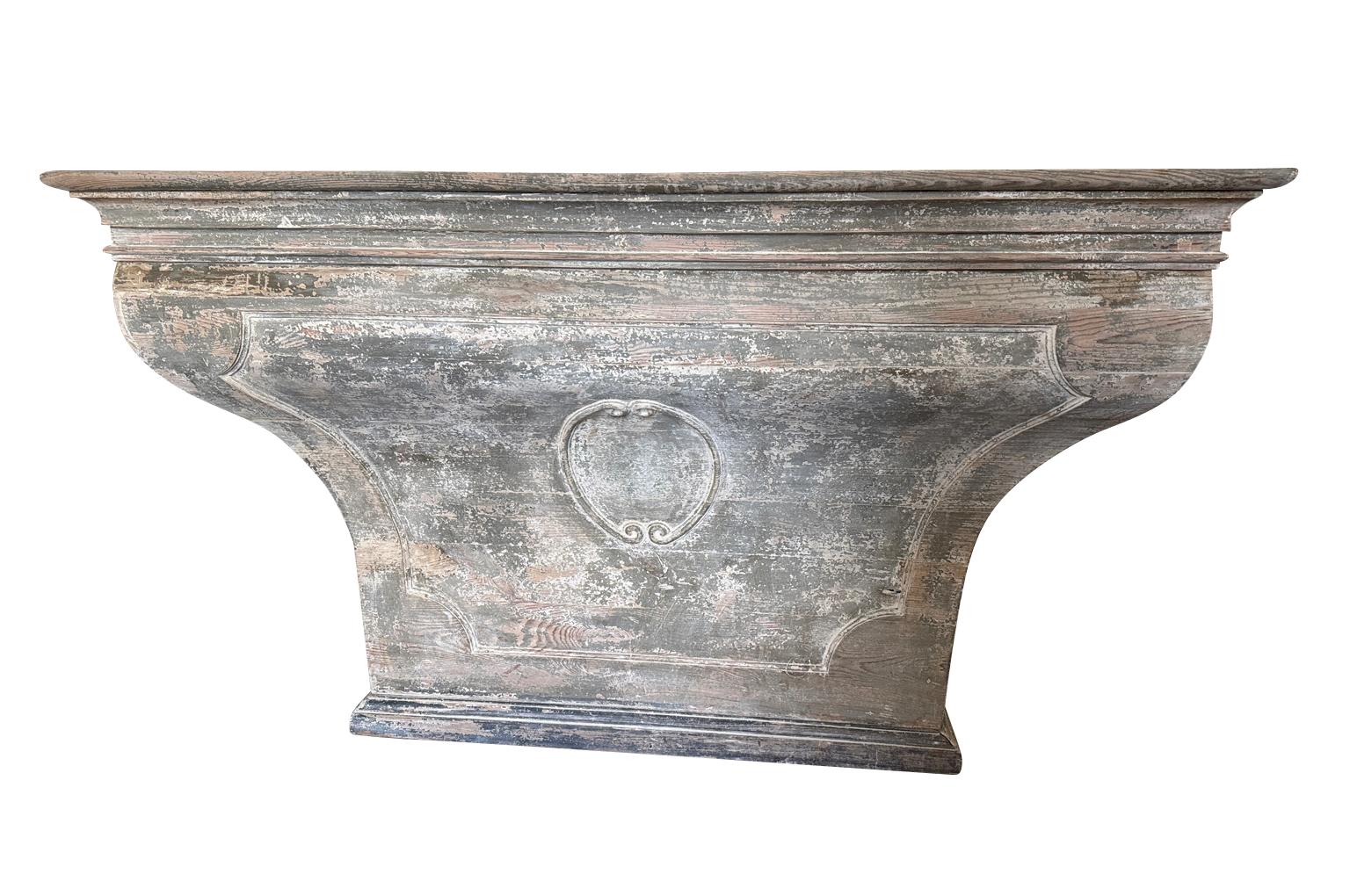 Remarquable autel français du XVIIIe siècle Bon état - En vente à Round Top, TX