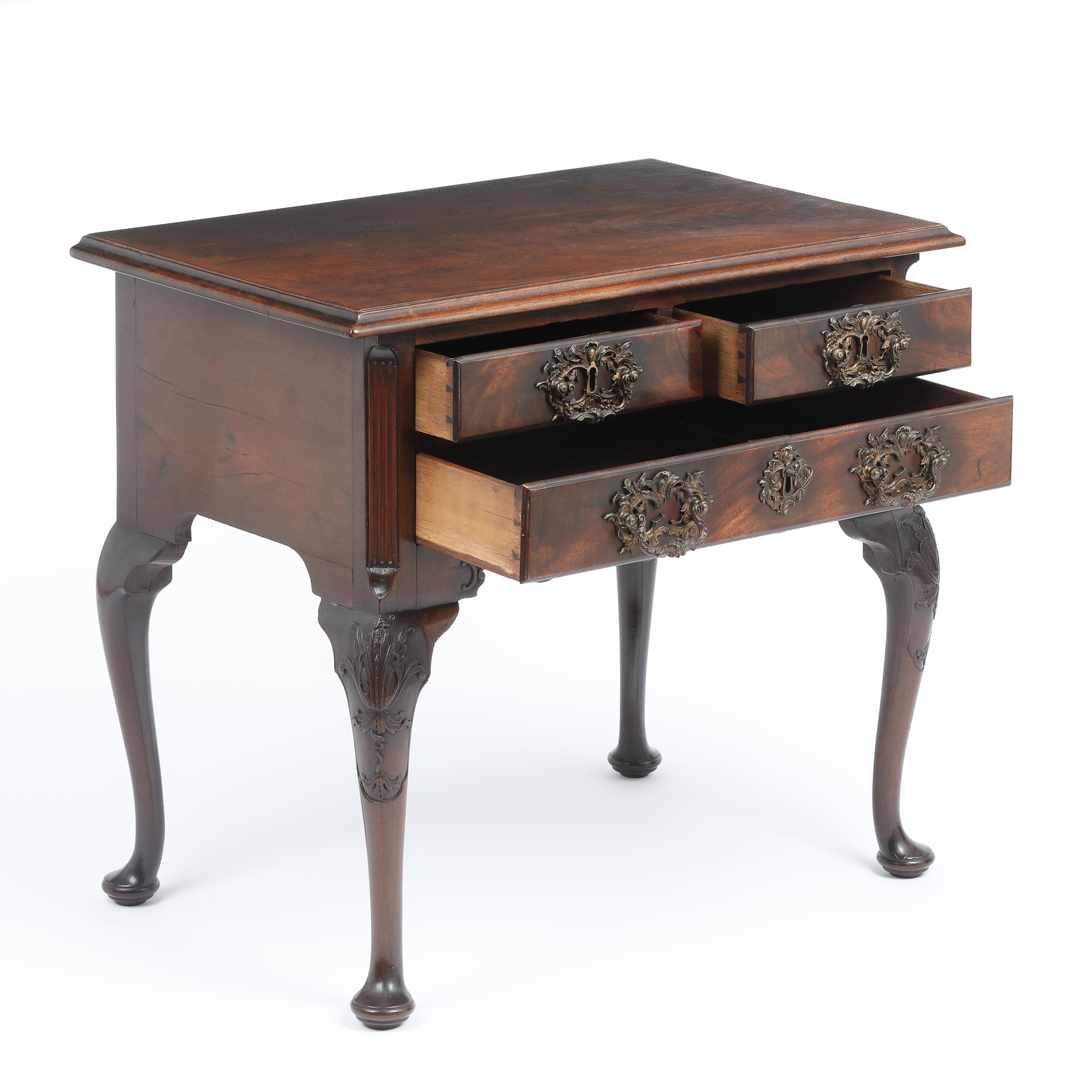 Hand-Carved Outstanding George II Mahogany Lowboy/Side Table For Sale
