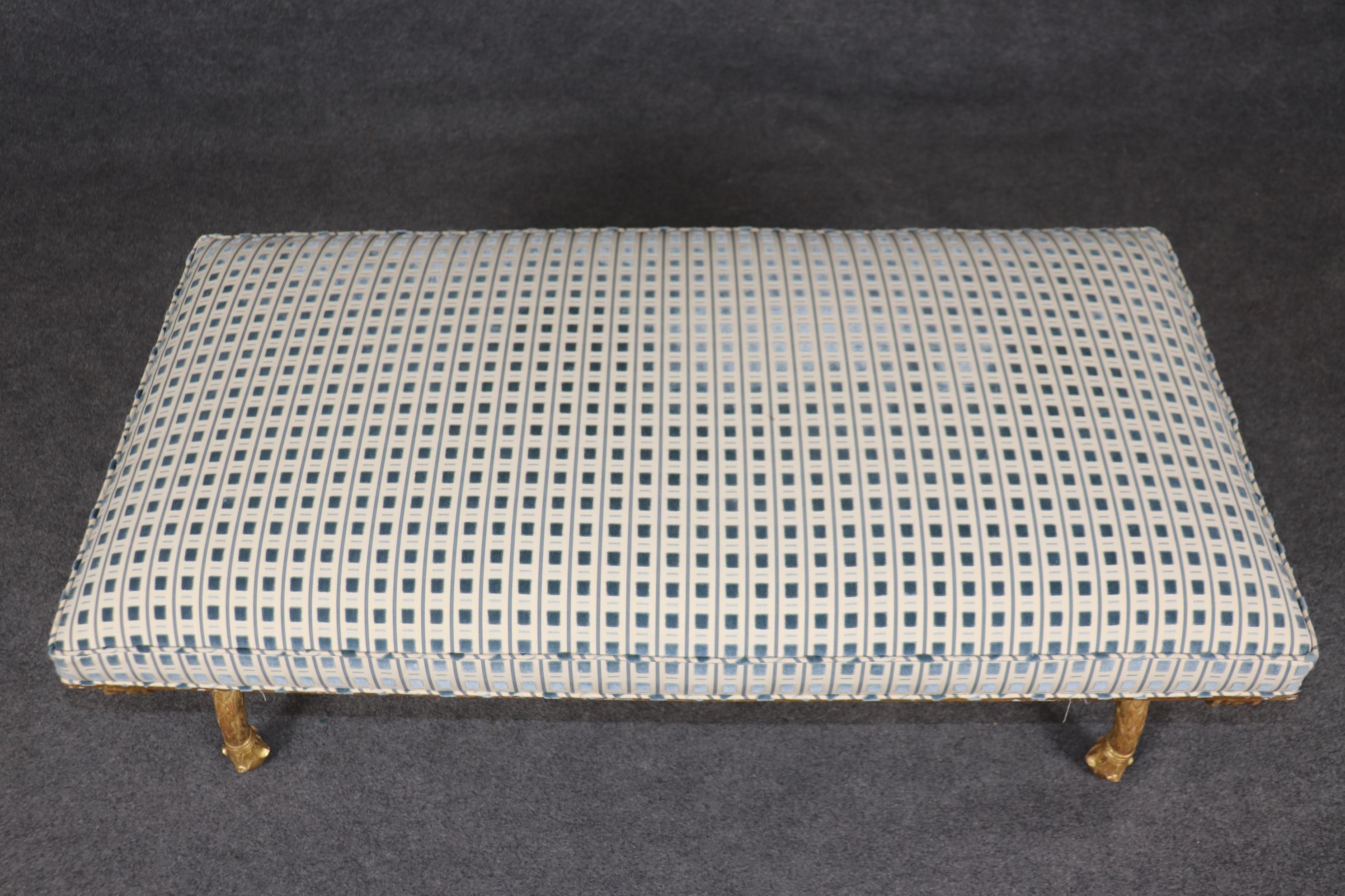 Outstanding Gilded Swan Carved French Directoire Style Rectangular Window Bench For Sale 4