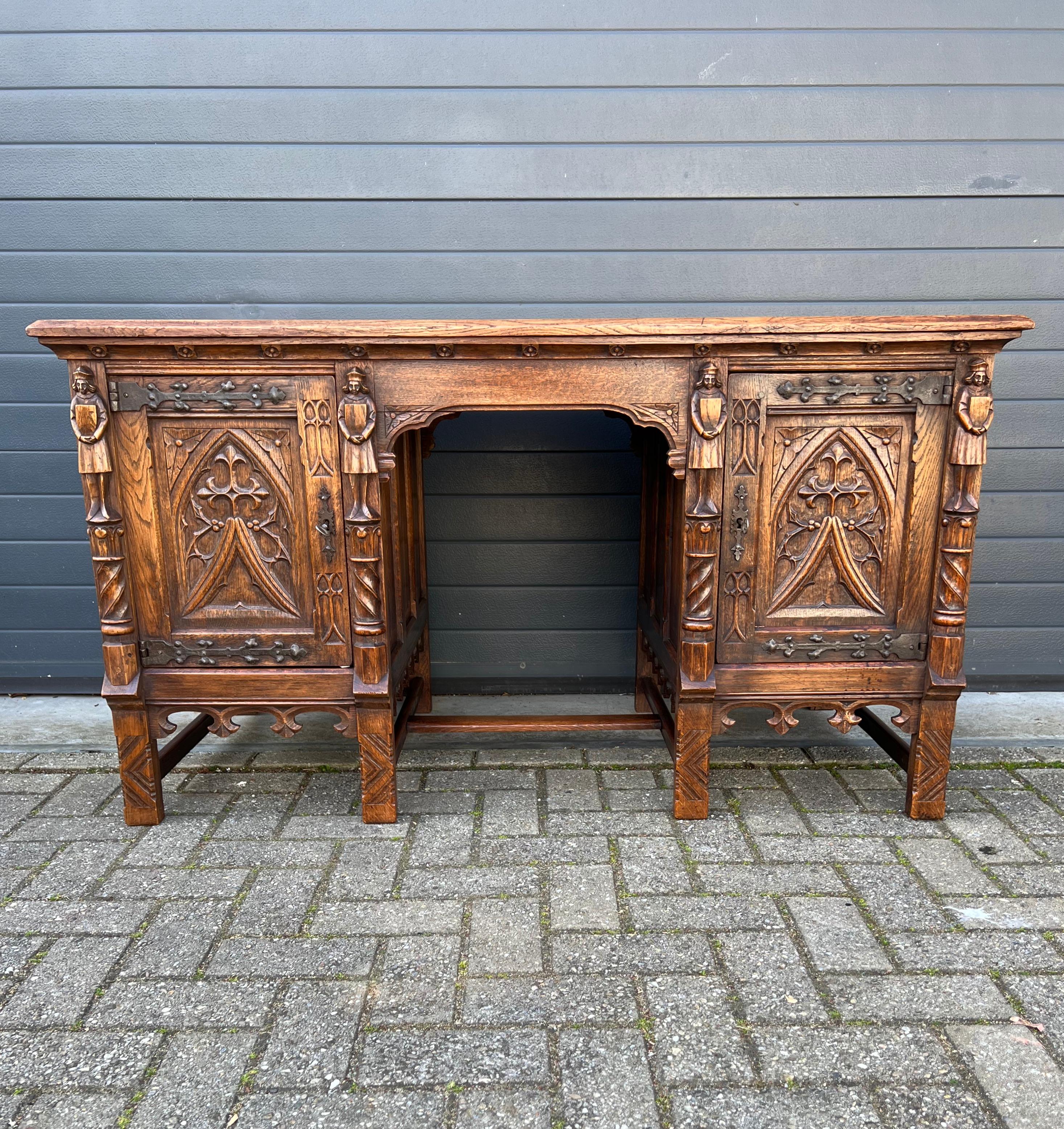 Outstanding Gothic Revival Desk w. Quality Carved Church Window Panels & Guards 7