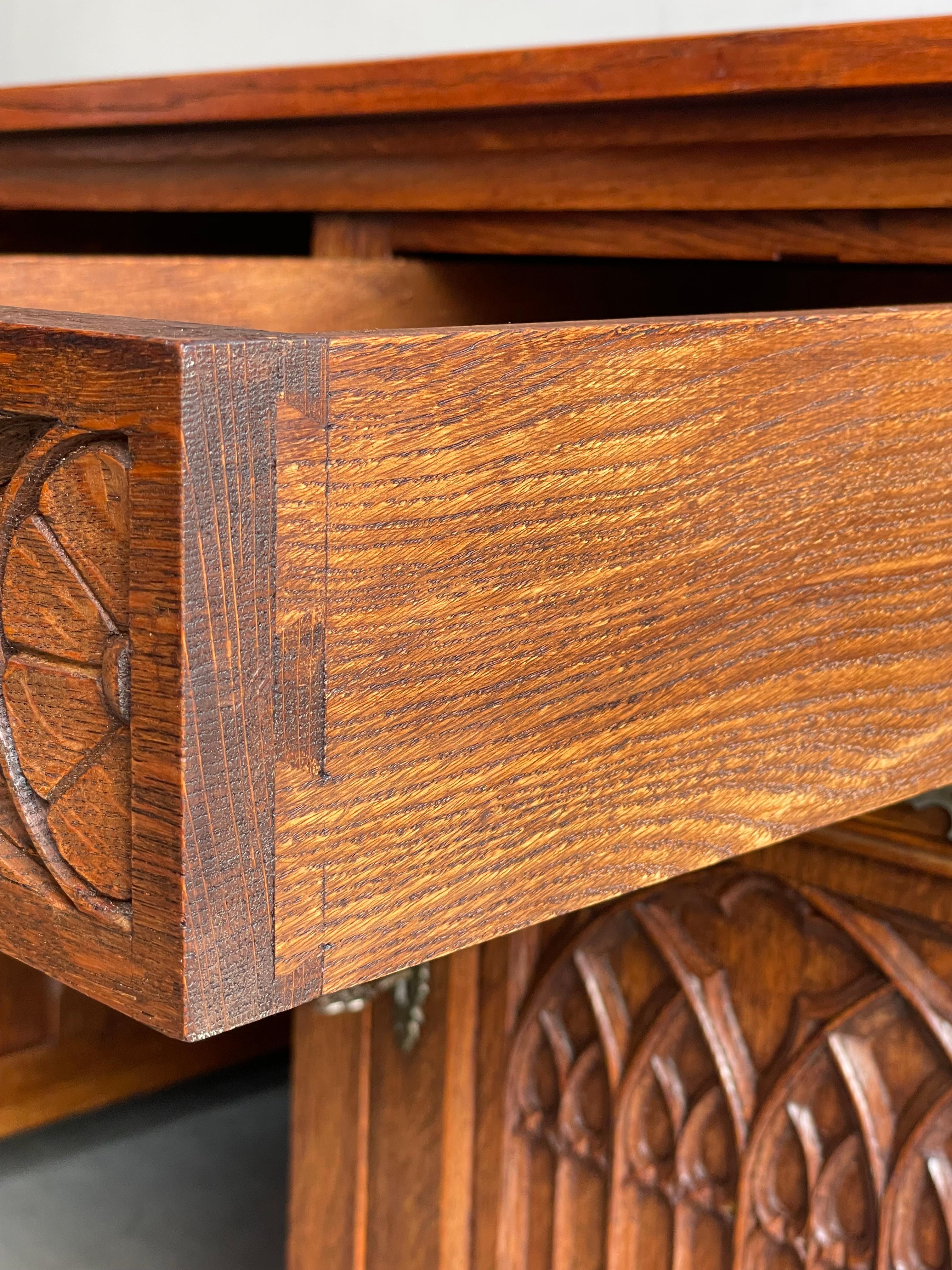 Outstanding Gothic Revival Tiger Oak Desk w. Quality Carved Church Window Panels For Sale 2