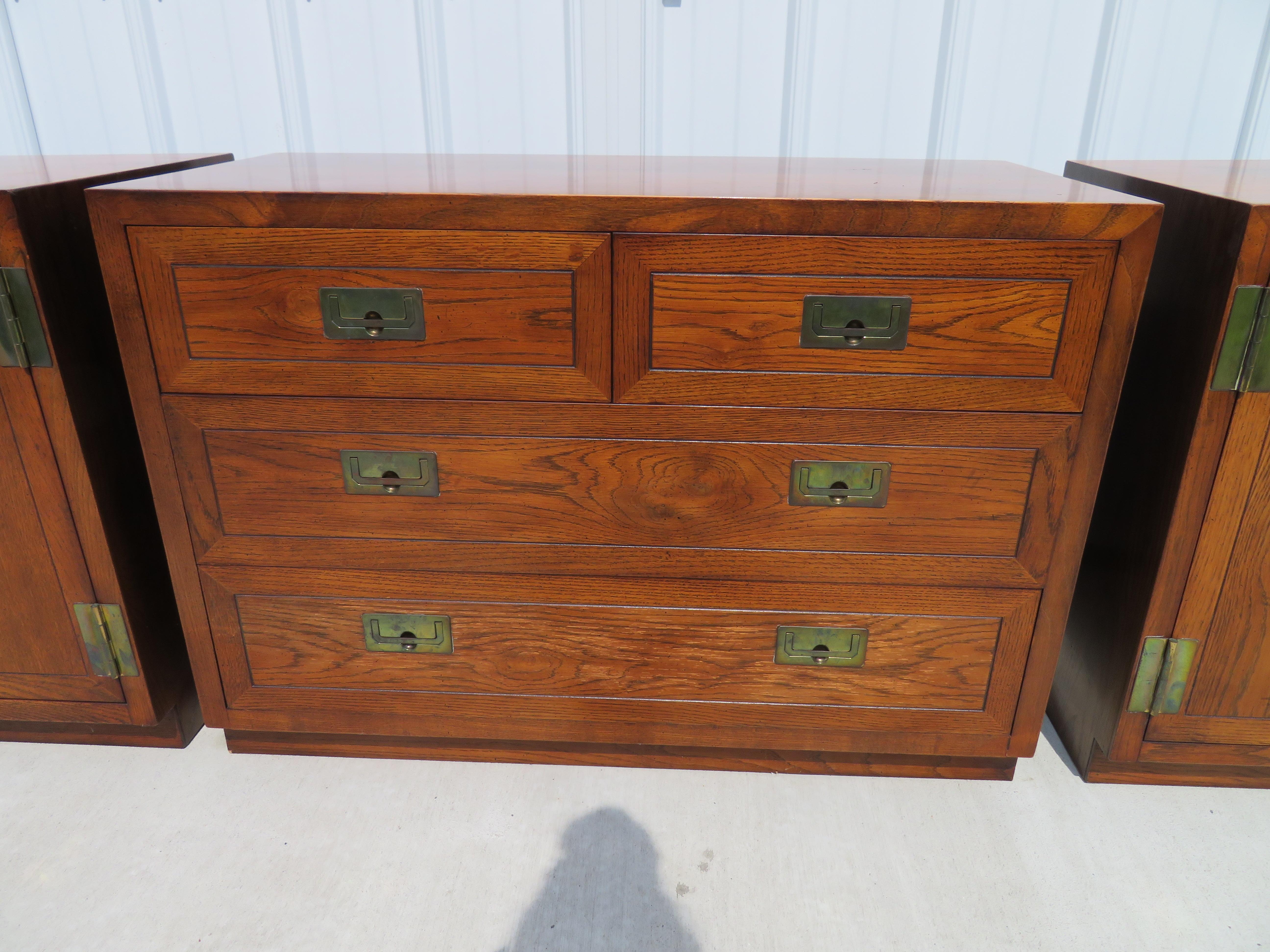 Outstanding Henredon Campaign Chest Cabinet Credenza Mid-Century Modern