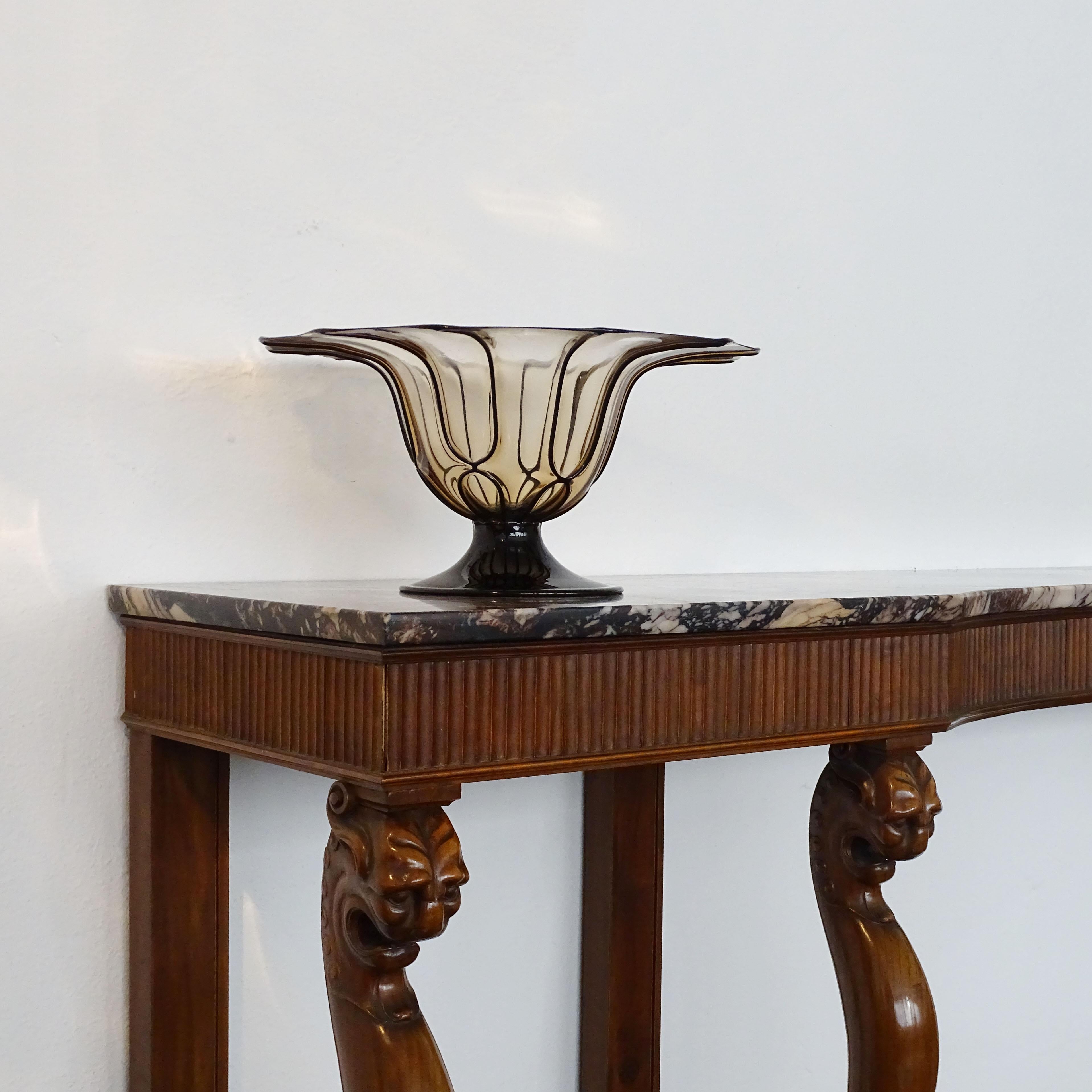 Italian 1920s Art Deco console with feline sculpted legs and marble top In Good Condition For Sale In Milan, IT
