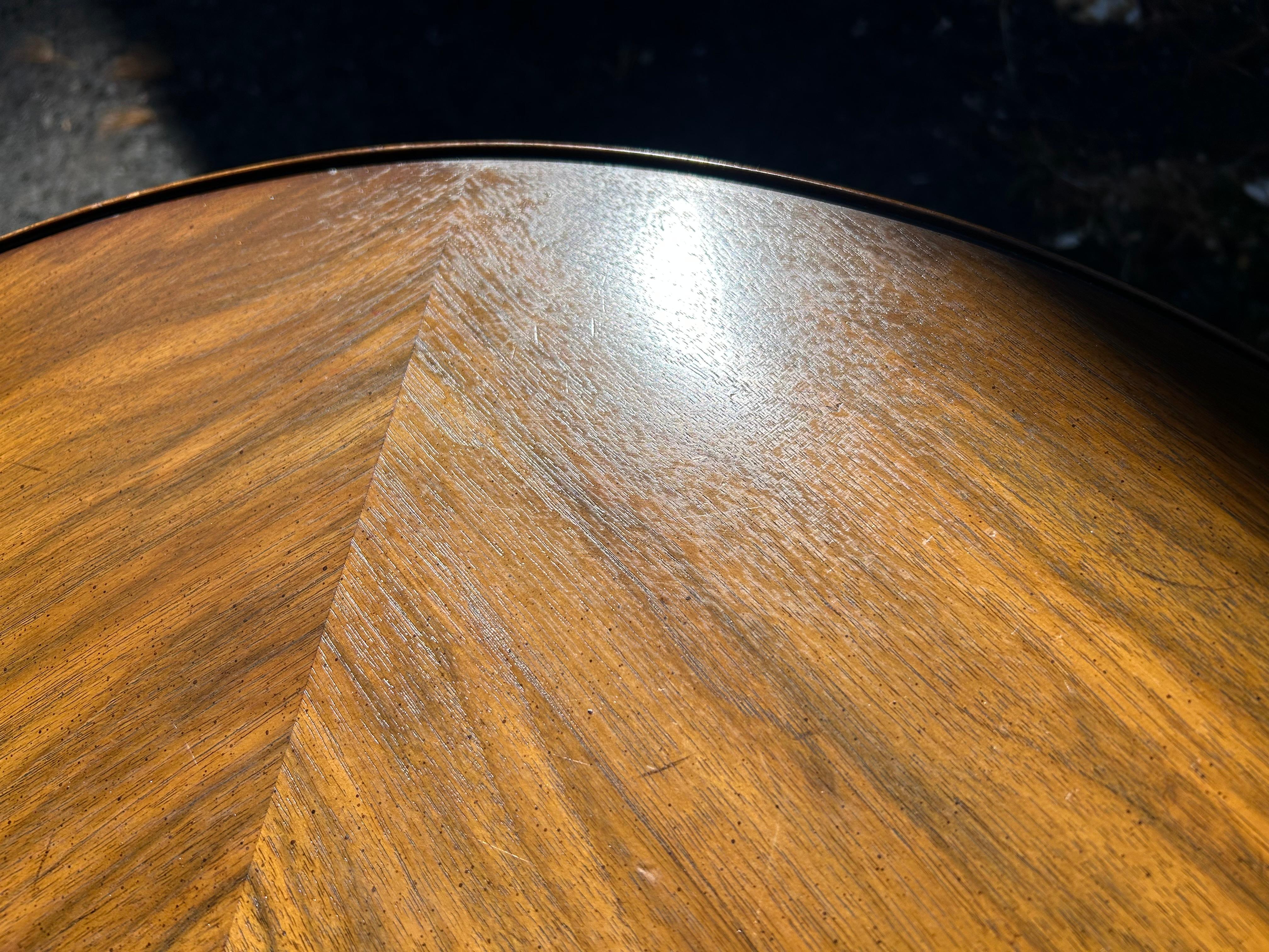 Outstanding John Widdicomb Attr. Round Walnut Side Table Mid-Century Modern For Sale 7