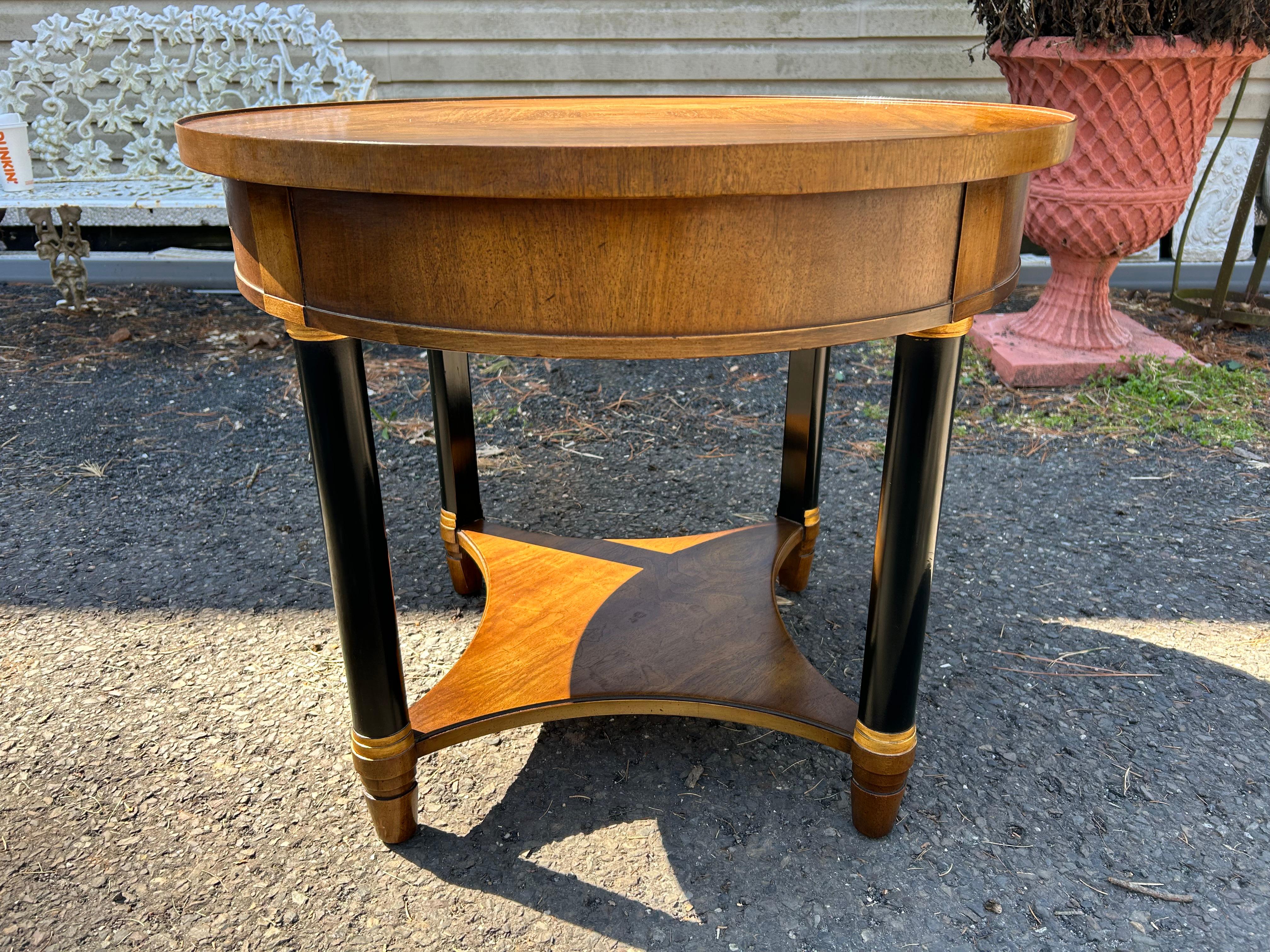 American Outstanding John Widdicomb Attr. Round Walnut Side Table Mid-Century Modern For Sale