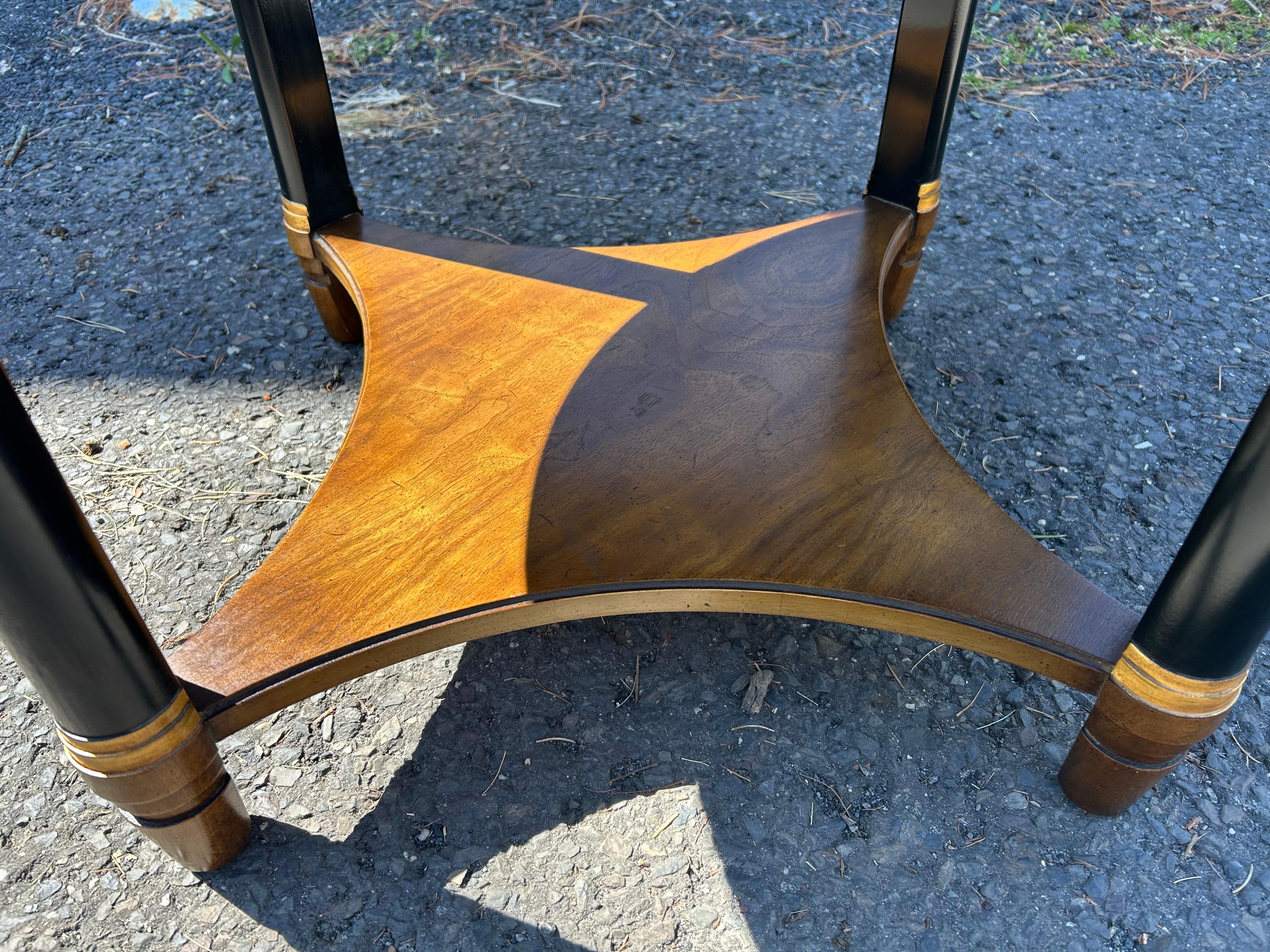 Outstanding John Widdicomb Attr. Round Walnut Side Table Mid-Century Modern In Good Condition For Sale In Pemberton, NJ