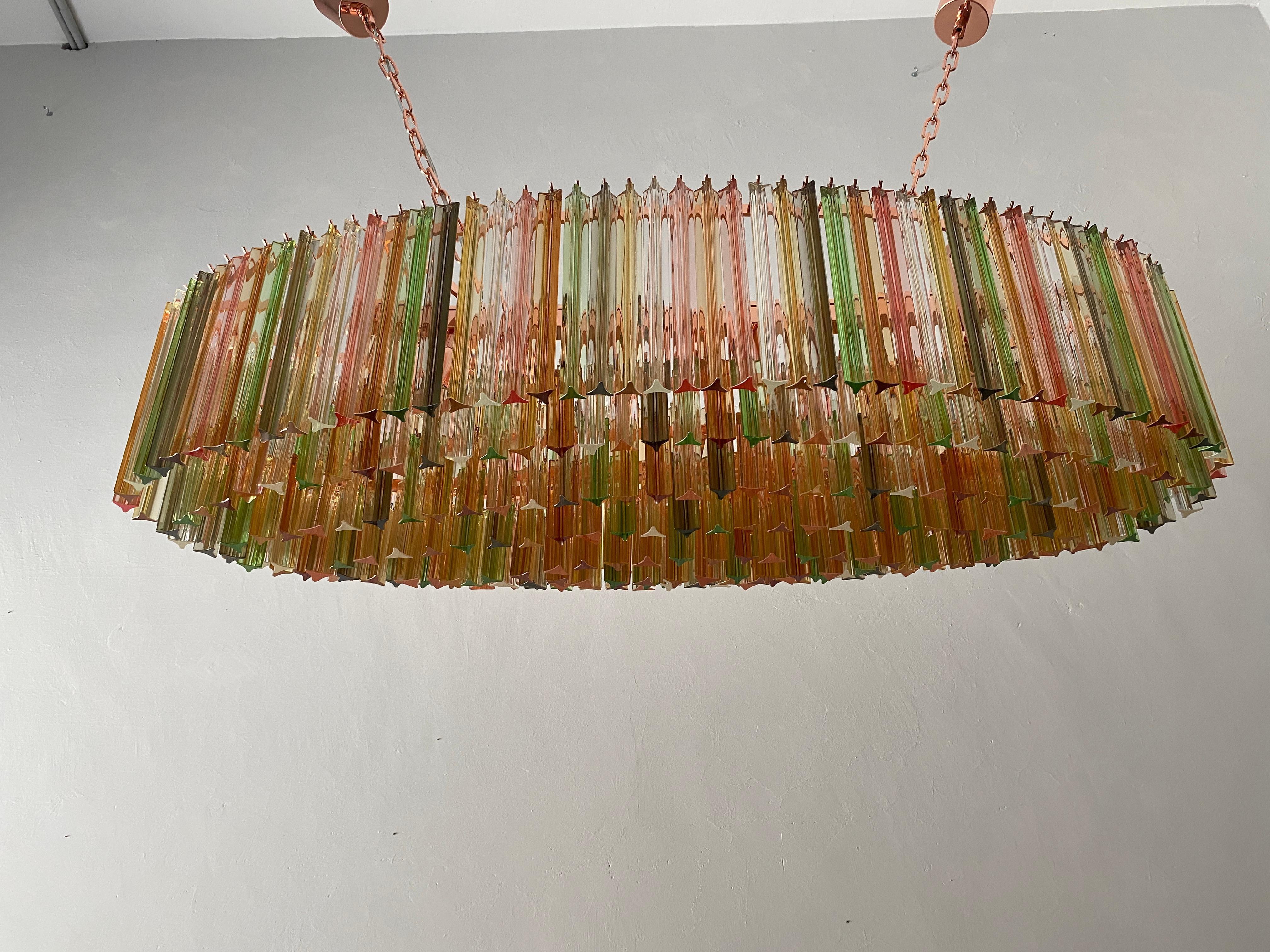 Outstanding Large Oval Shaped Multi-Color Triedi Murano Glass Chandelier For Sale 4
