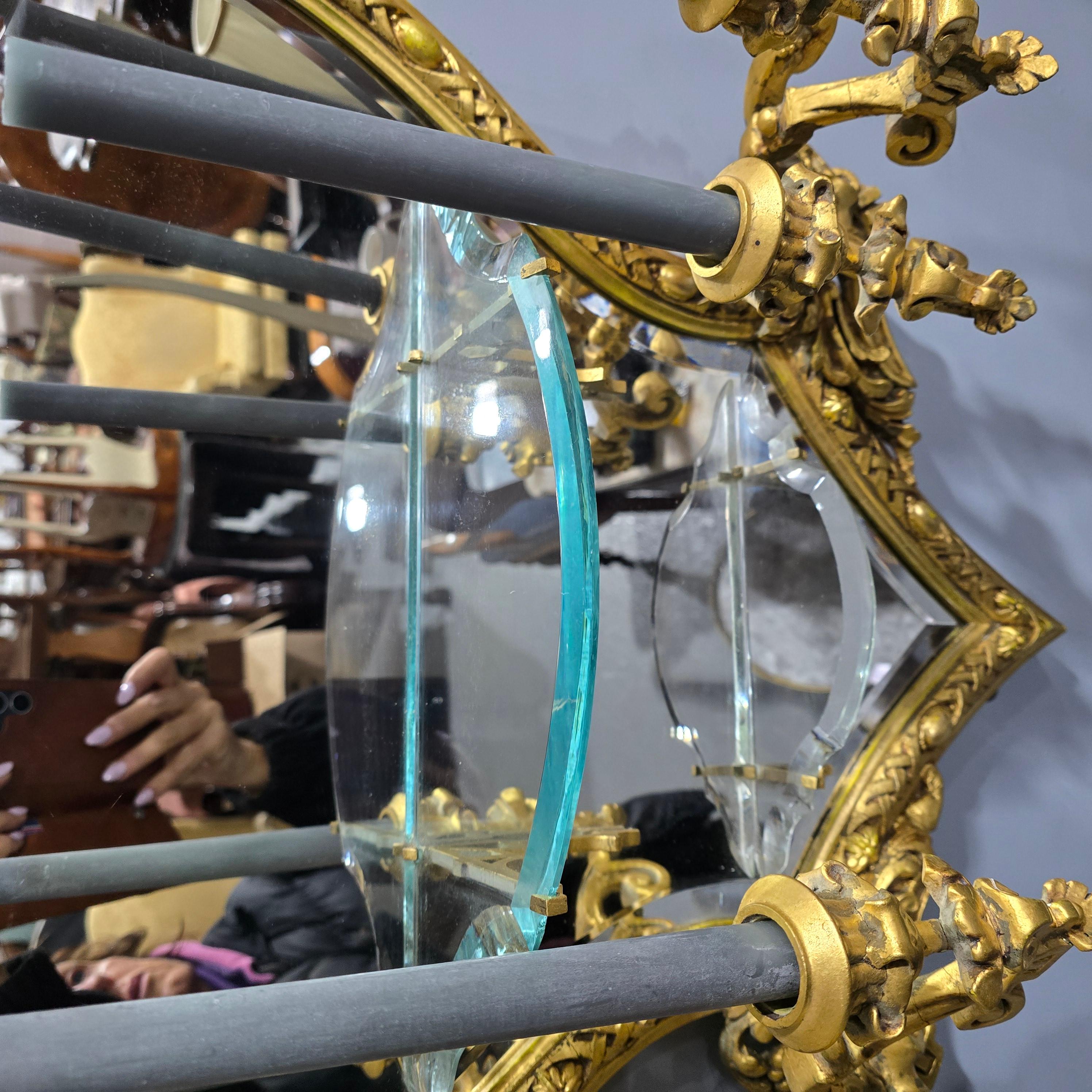 Exceptionnelle paire de grandes girondoles dorées en vente 7