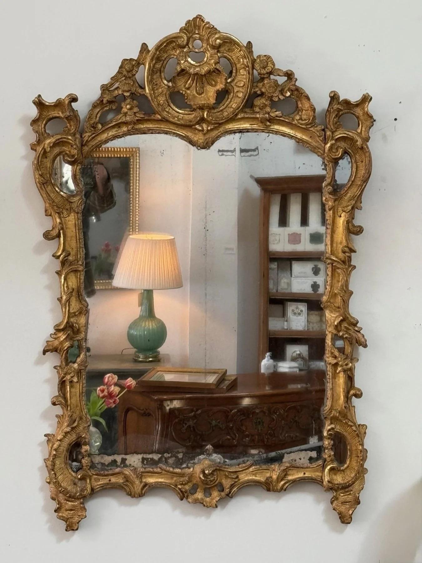 Excepcional espejo Luis XV, c. 1750 Desconocido en venta