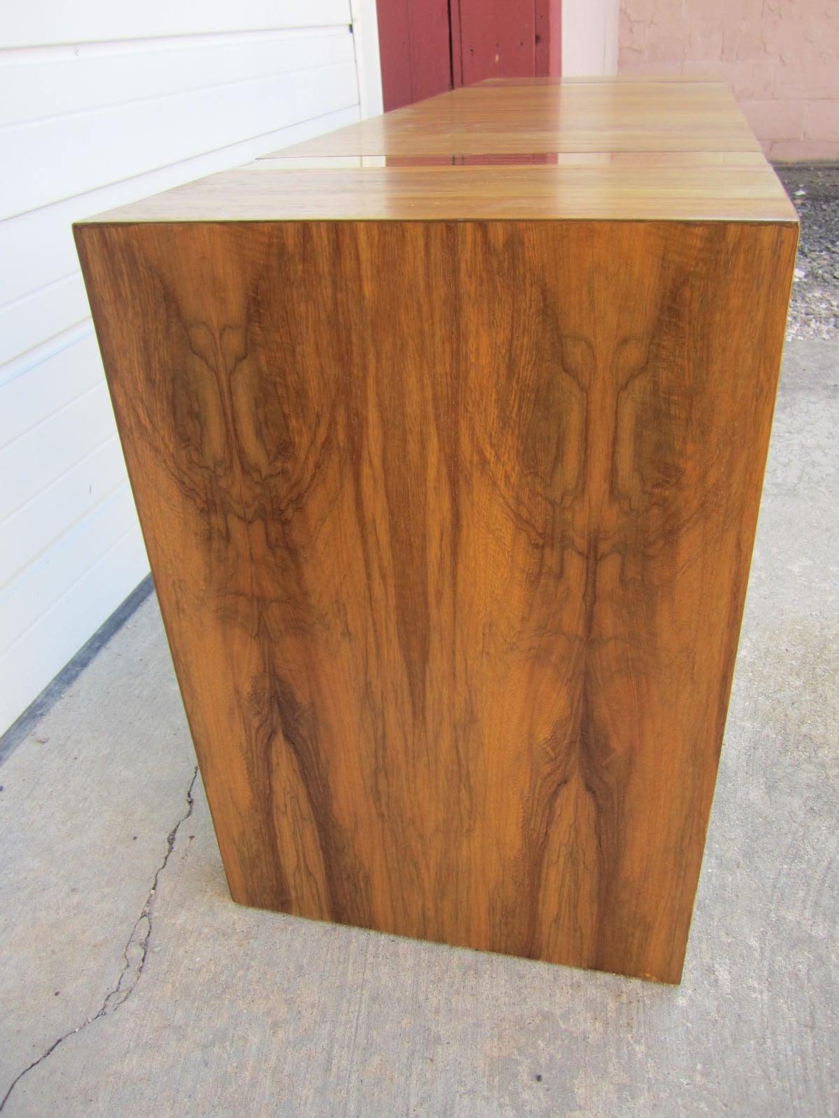 Mid-Century Modern Outstanding Milo Baughman Rosewood and Brass Console Table Mid-century Modern