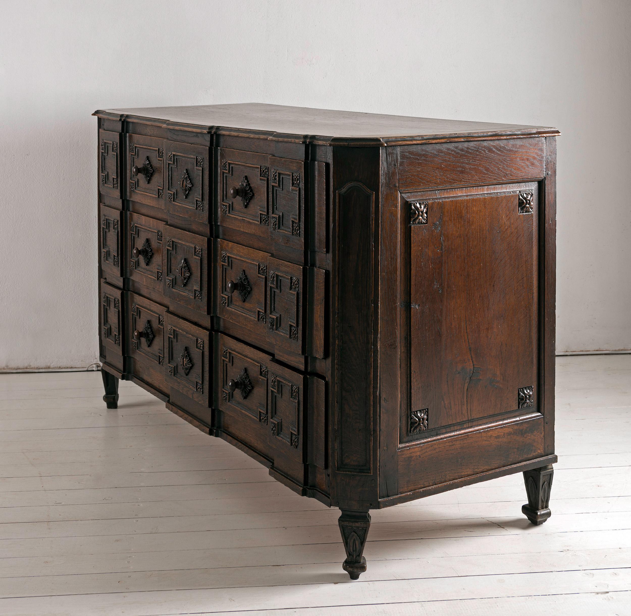 Outstanding Minimal Provencal Chest of Drawers, France, 18th Century 3