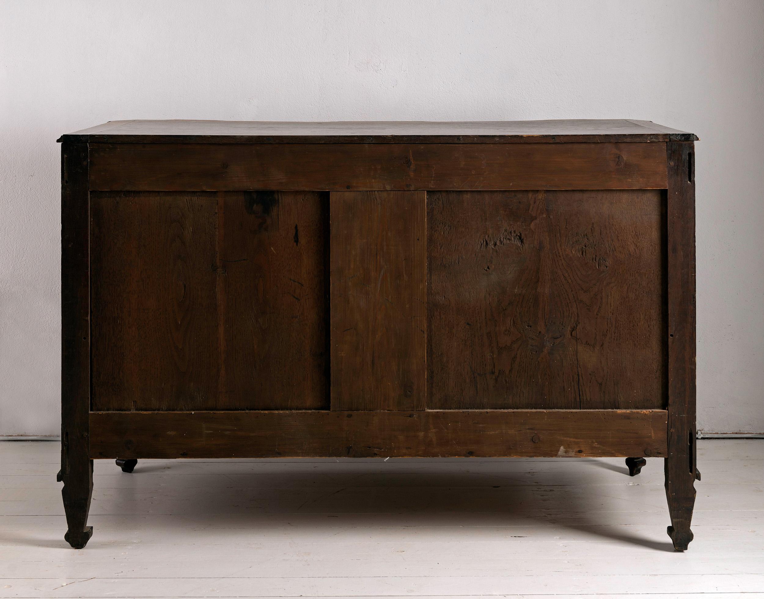 Outstanding Minimal Provencal Chest of Drawers, France, 18th Century 4