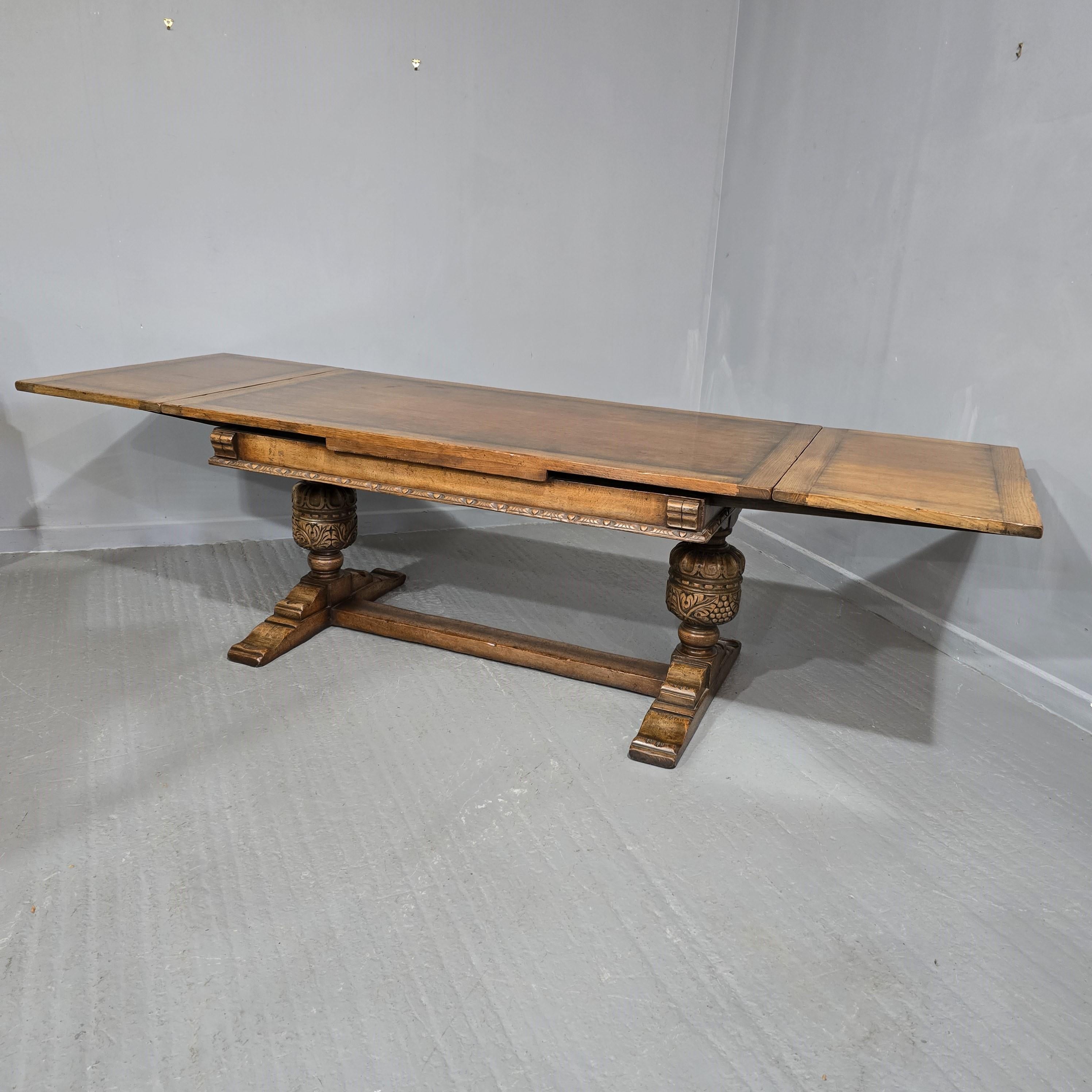 Excepcional Mesa de Comedor de Granja Refrectory de Roble Inglés en venta