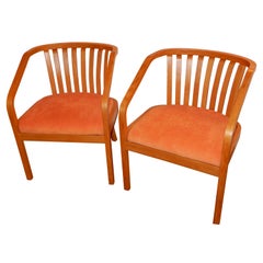 Remarquable  Paire  Chaises modernes danoises fabriquées à la main, c1980s Deux ensembles disponibles.