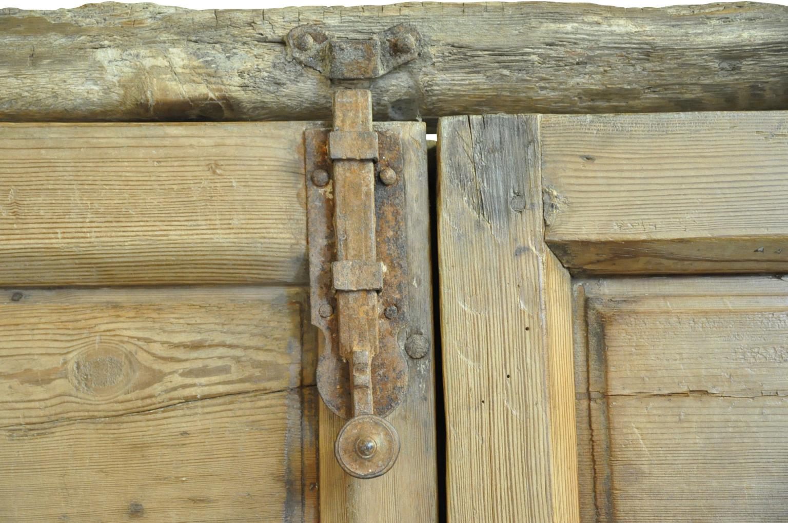 Outstanding Pair of 17th Century Spanish Doors For Sale 5