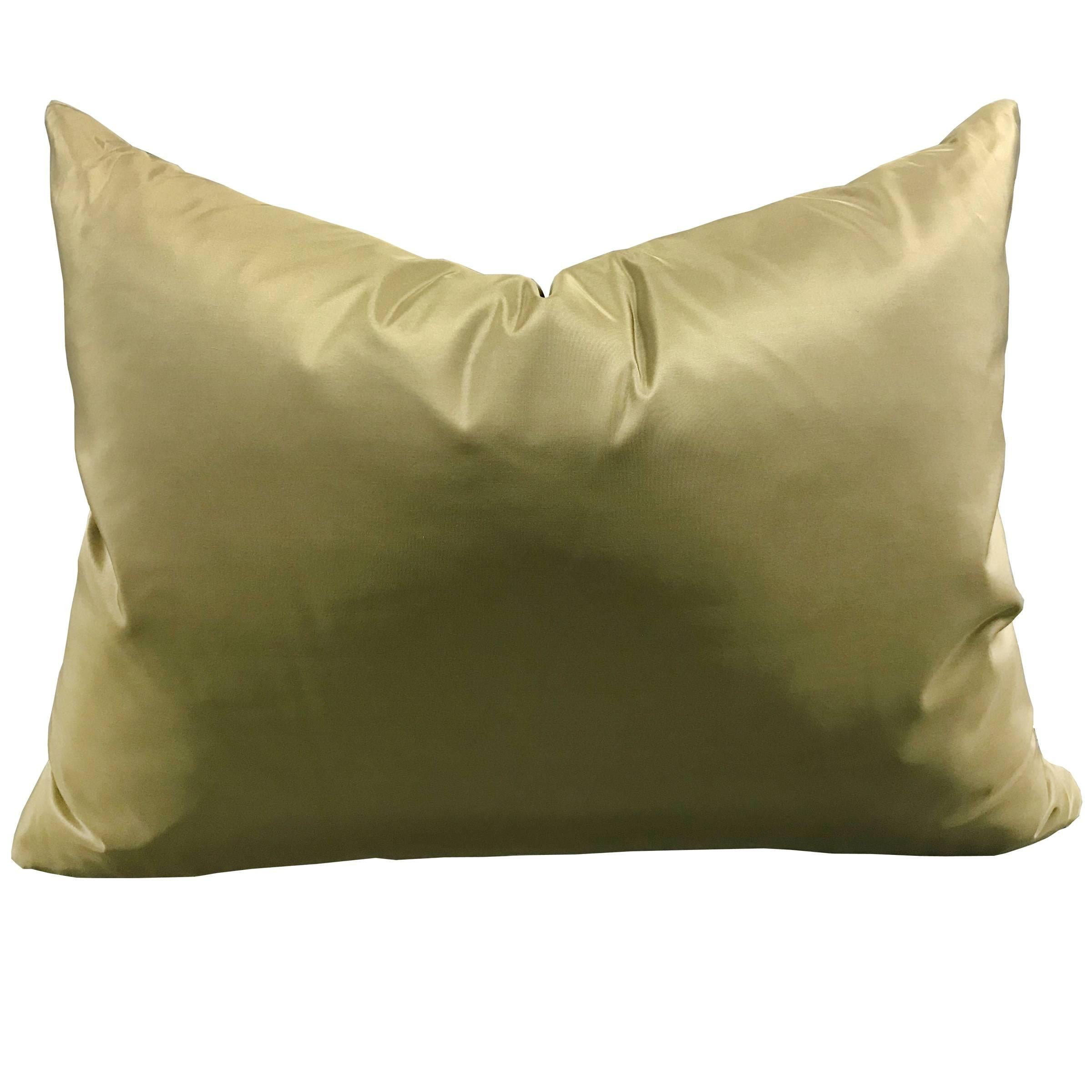 Silk Outstanding Pair of Japanese Art Deco Pillows