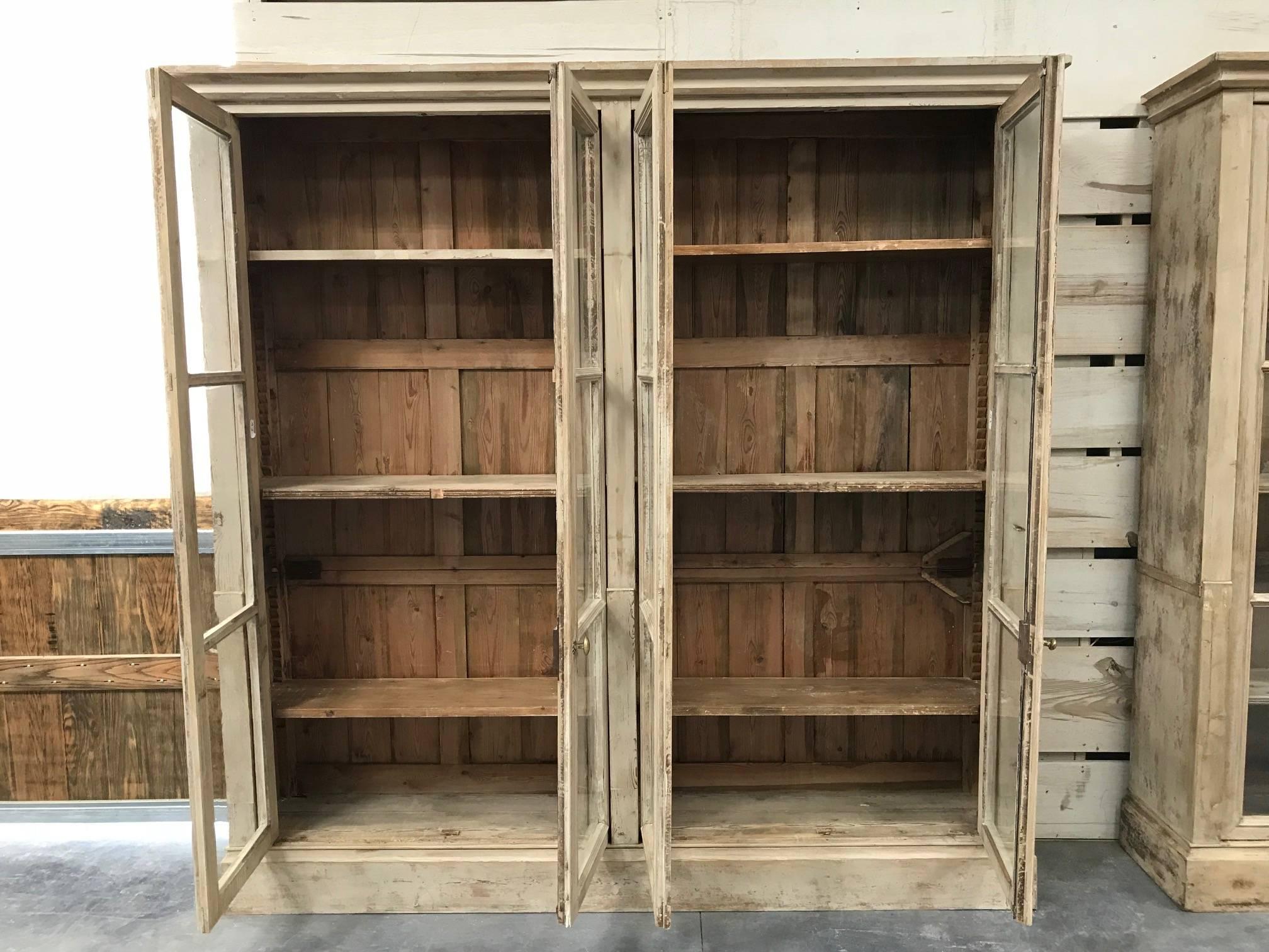 Outstanding Pair of Mid-19th Century French Bookcases In Excellent Condition In Atlanta, GA