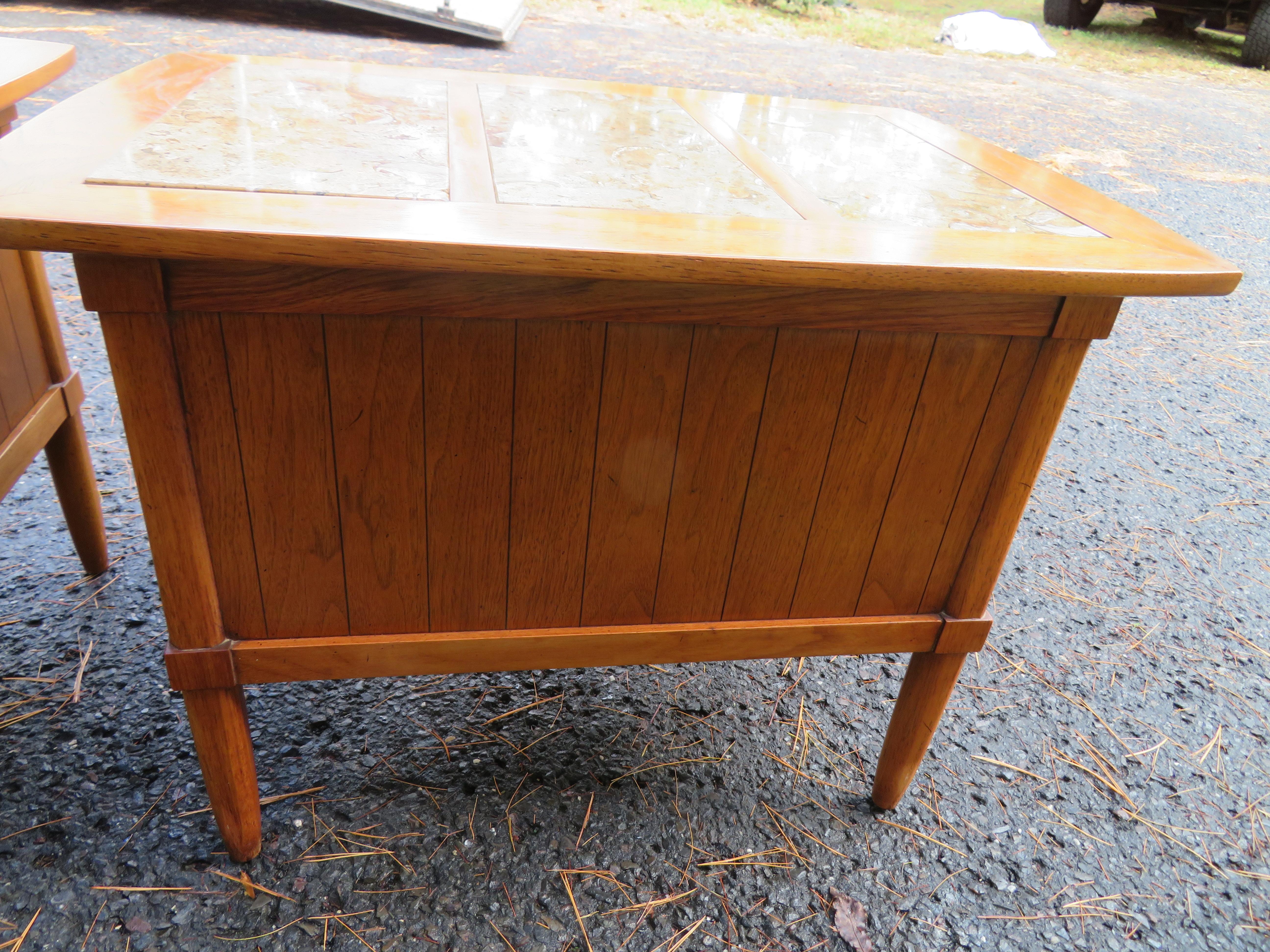 Outstanding Pair Sophisticate By Tomlinson End Table Night Stands Mid-Century For Sale 1