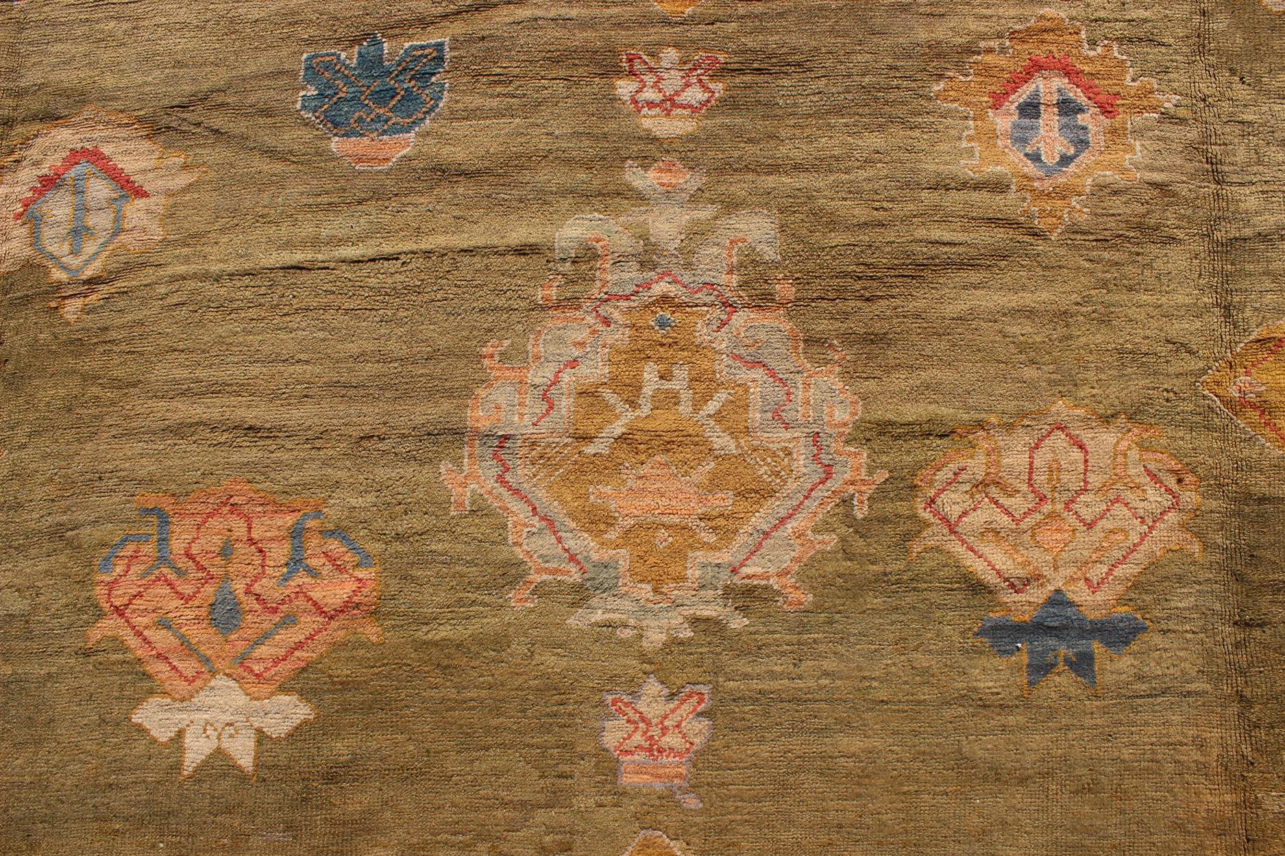 Hervorragender antiker Oushak-Teppich in Palastgröße im Angebot 3