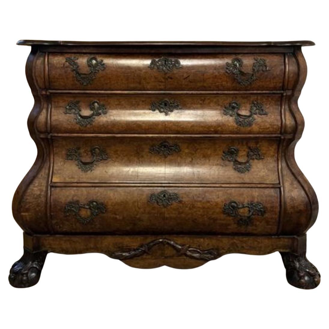 Outstanding quality 18th century Dutch antique burr walnut bombe chest of drawer For Sale