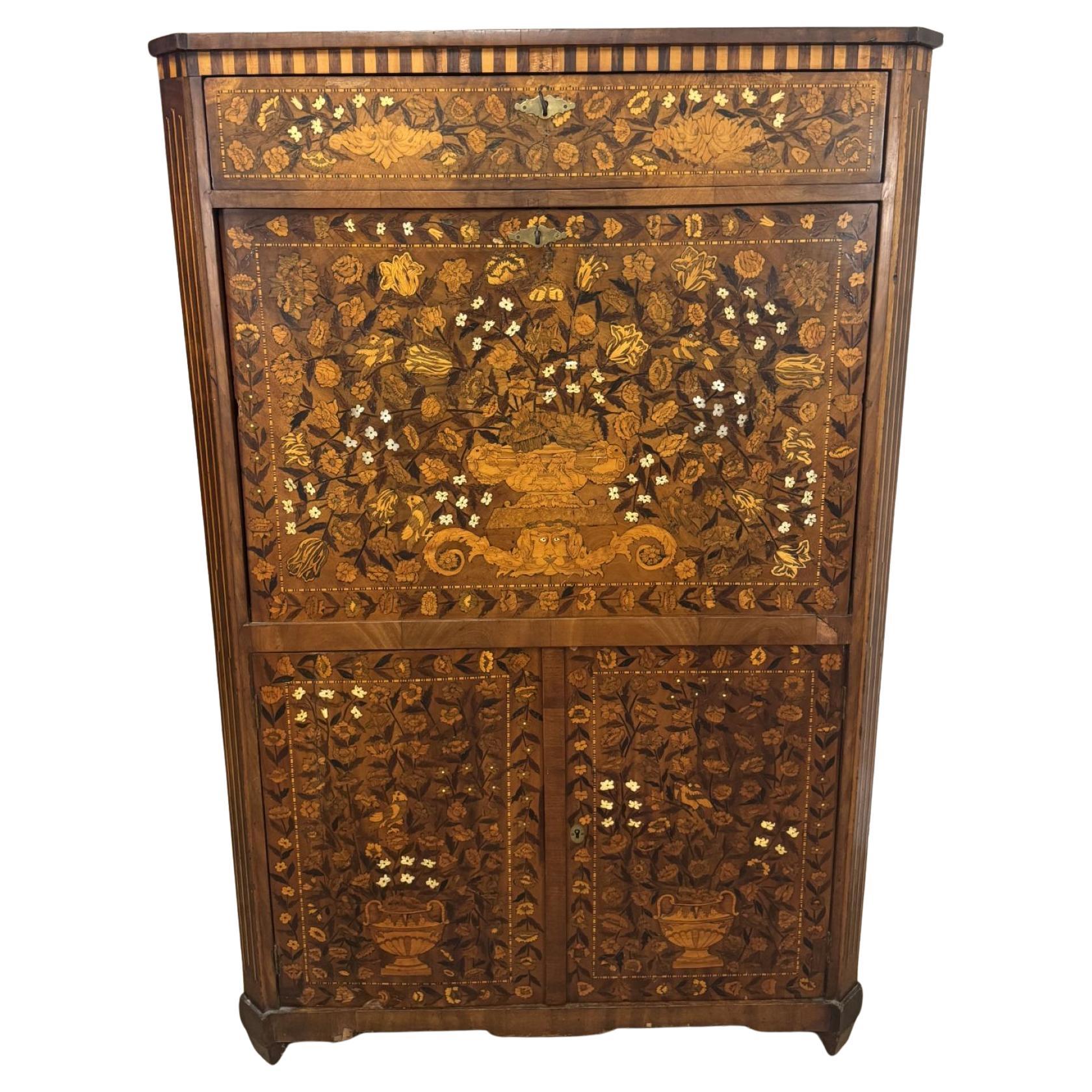 Eccezionale secretaire di intarsio floreale olandese del XVIII secolo in vendita