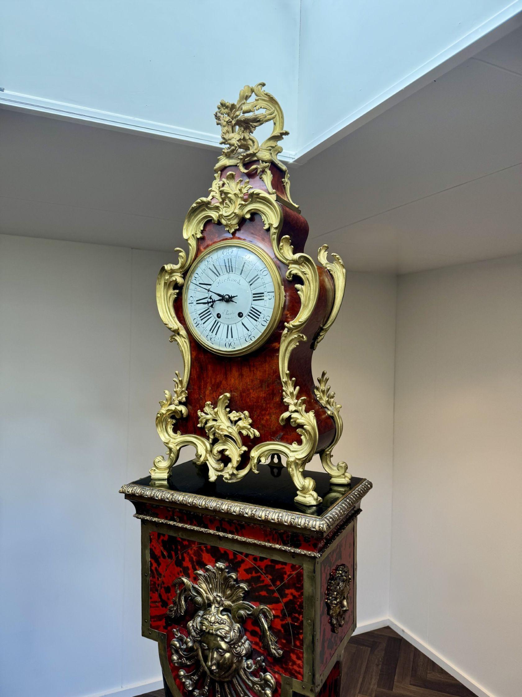 Orologio a staffa Boulle francese del XIX secolo e supporto di qualità eccezionale in vendita 7