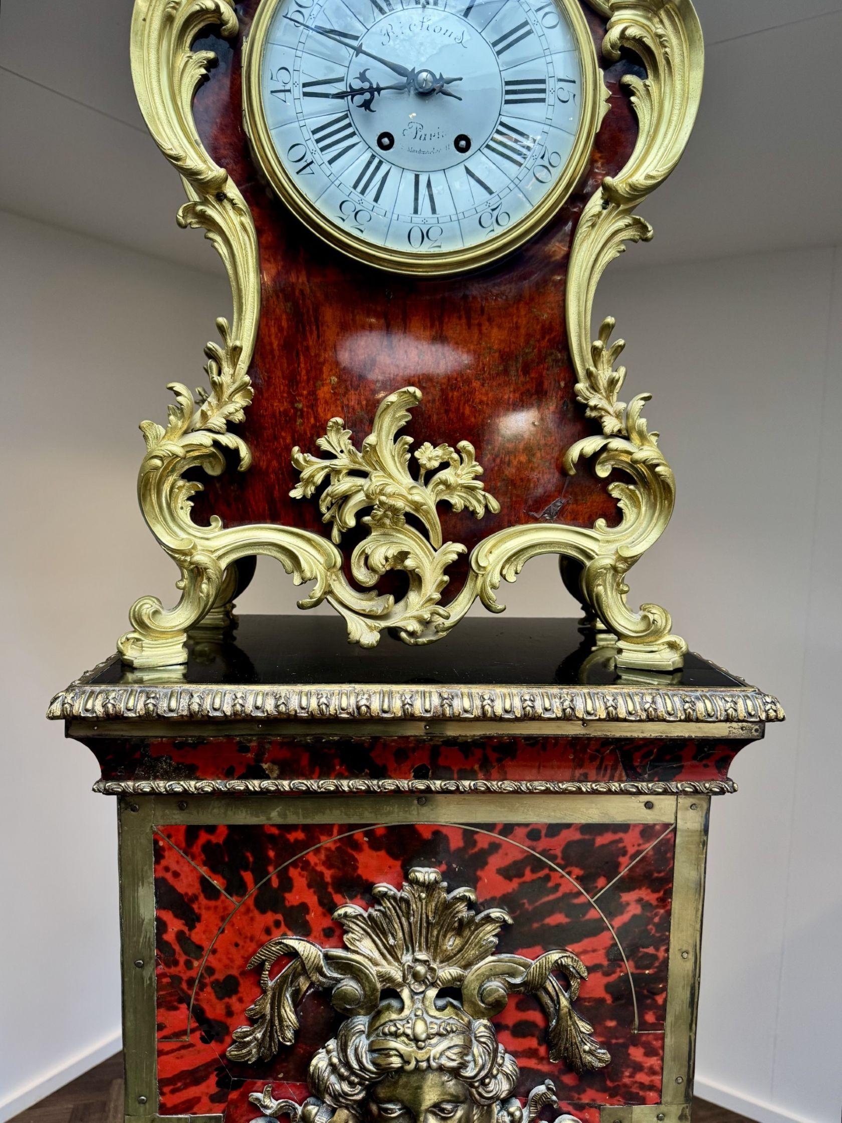 Orologio a staffa Boulle francese del XIX secolo e supporto di qualità eccezionale in vendita 3