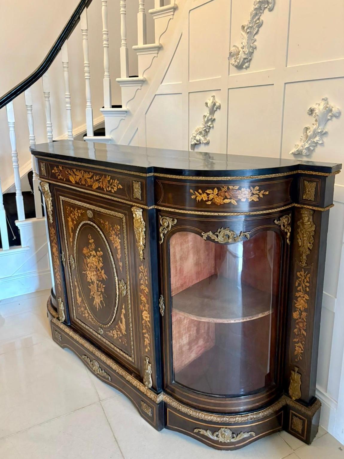 Credenza antigua de marquetería floral ebonizada y taraceada de calidad excepcional en venta 4