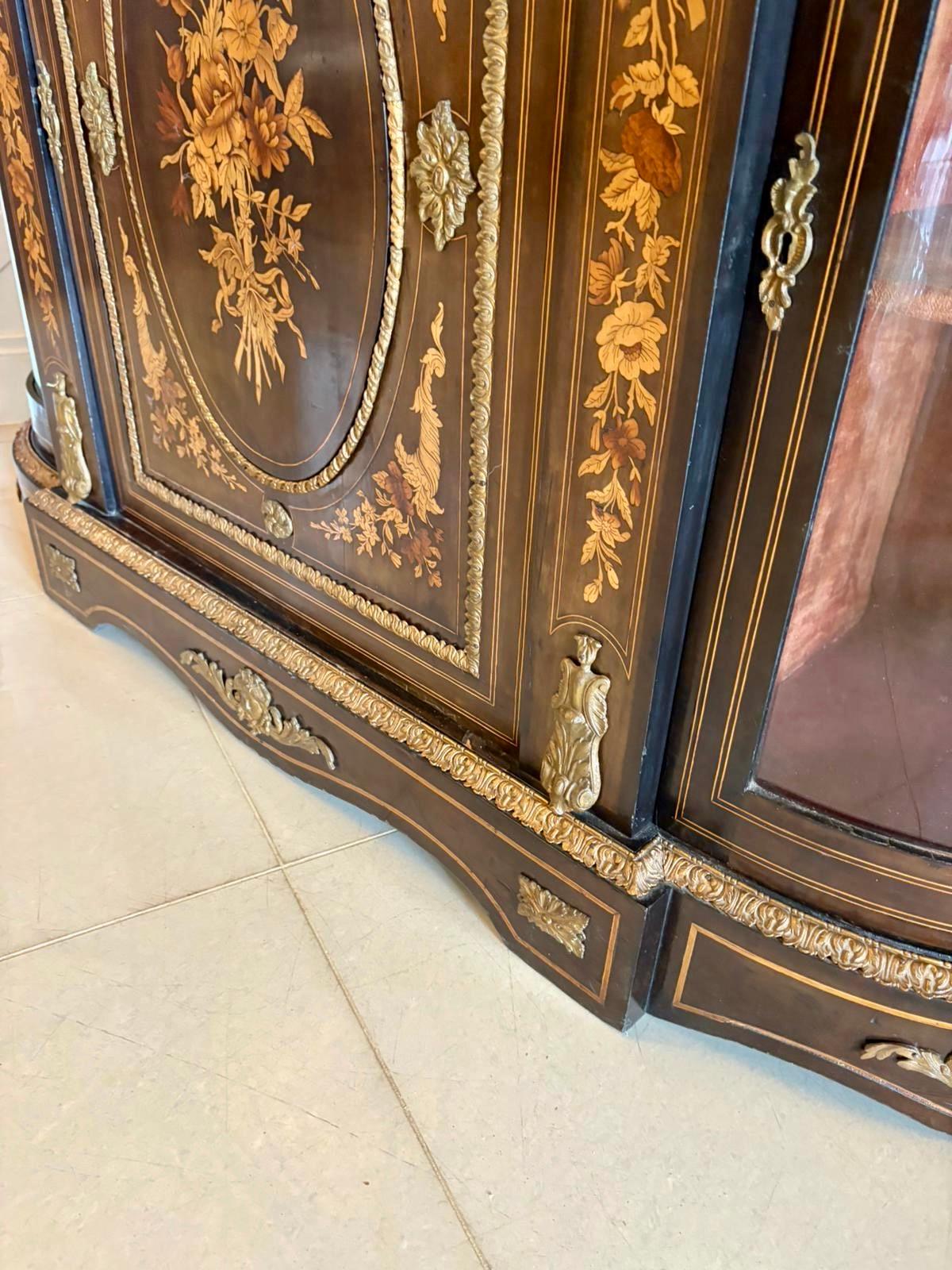 Credenza antigua de marquetería floral ebonizada y taraceada de calidad excepcional Inglés en venta