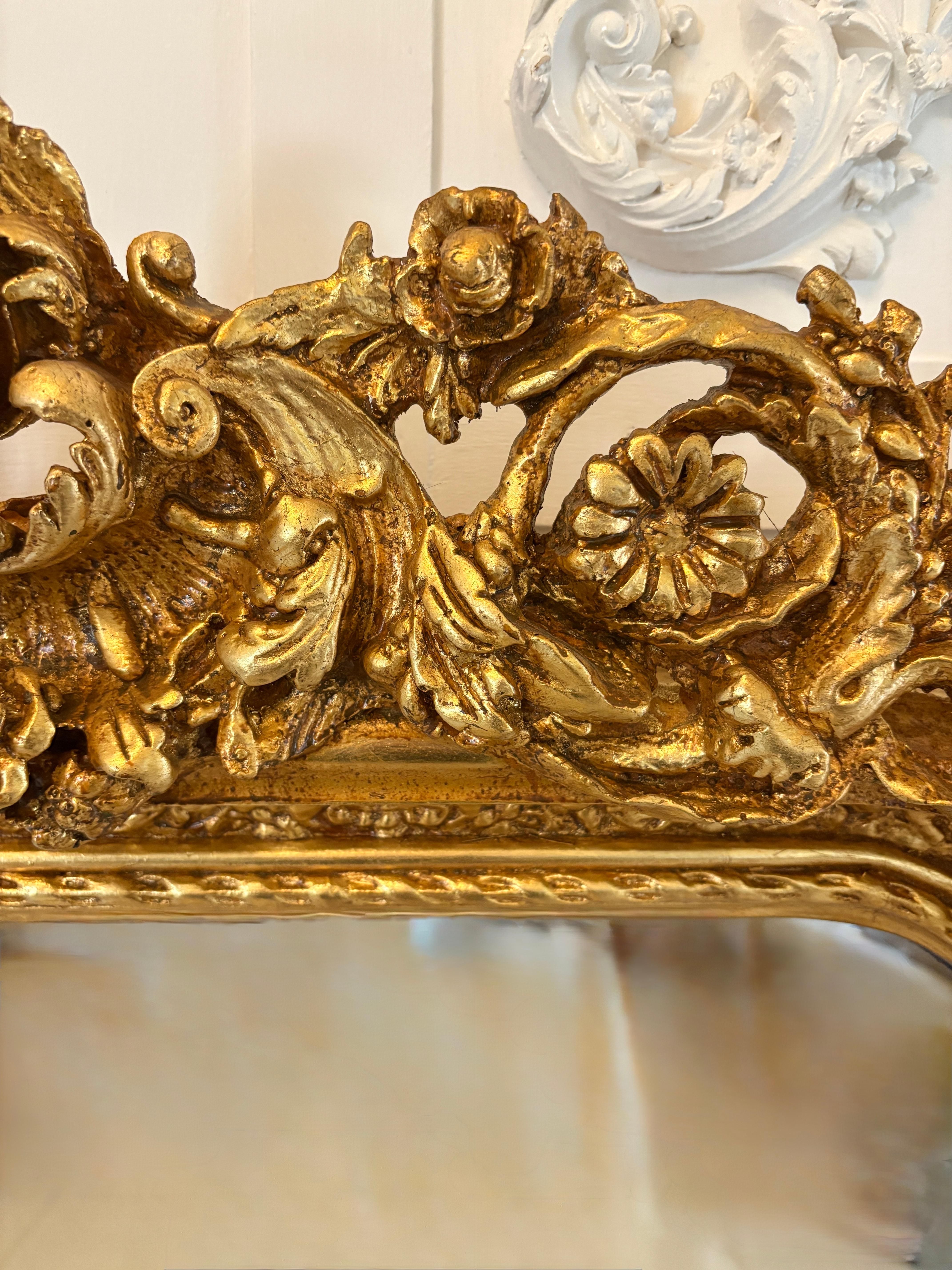 Antique Mirror à cadre doré sculpté de l'époque d'Edwardian, d'une qualité exceptionnelle en vente 4