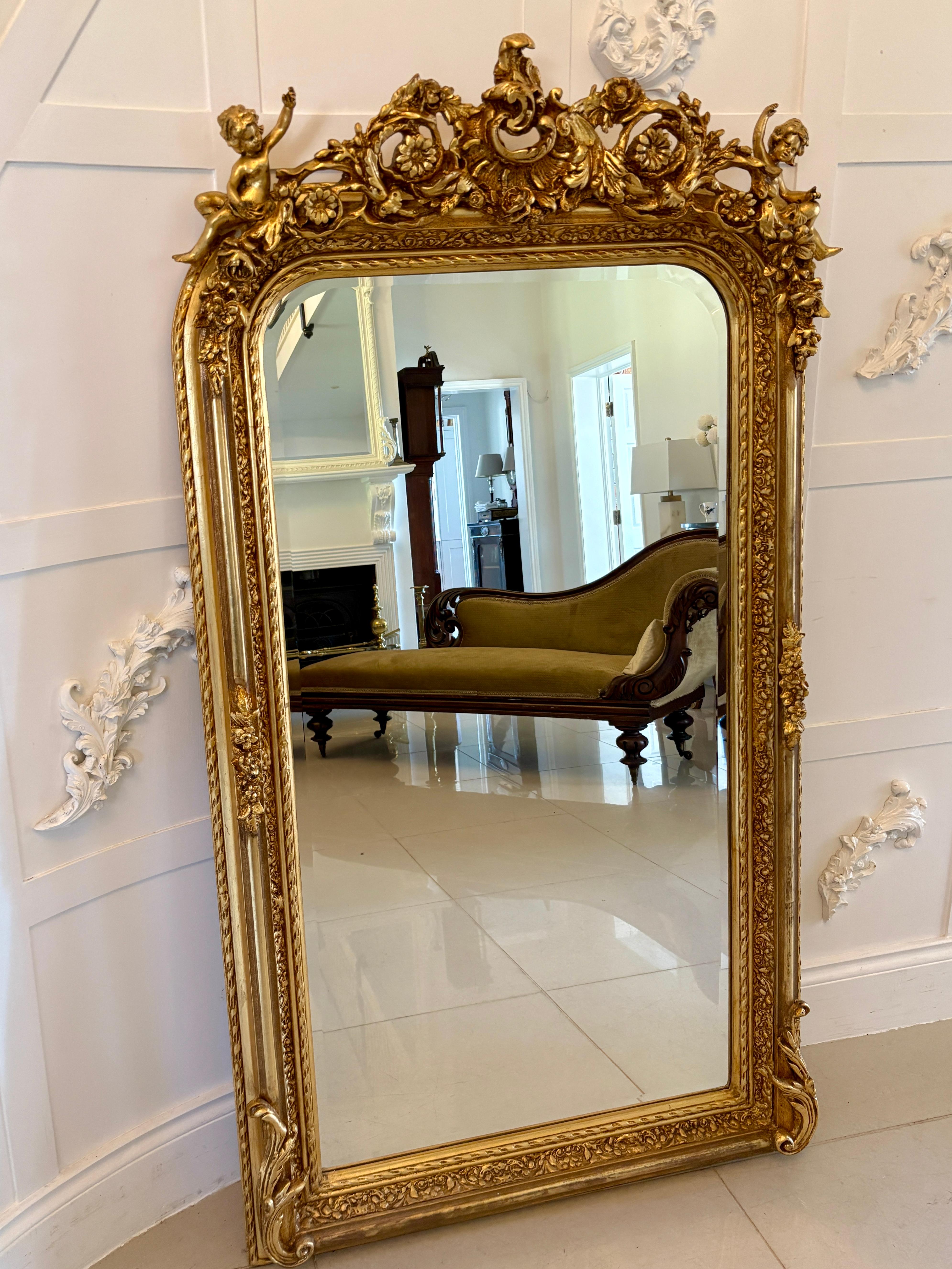 Édouardien Antique Mirror à cadre doré sculpté de l'époque d'Edwardian, d'une qualité exceptionnelle en vente