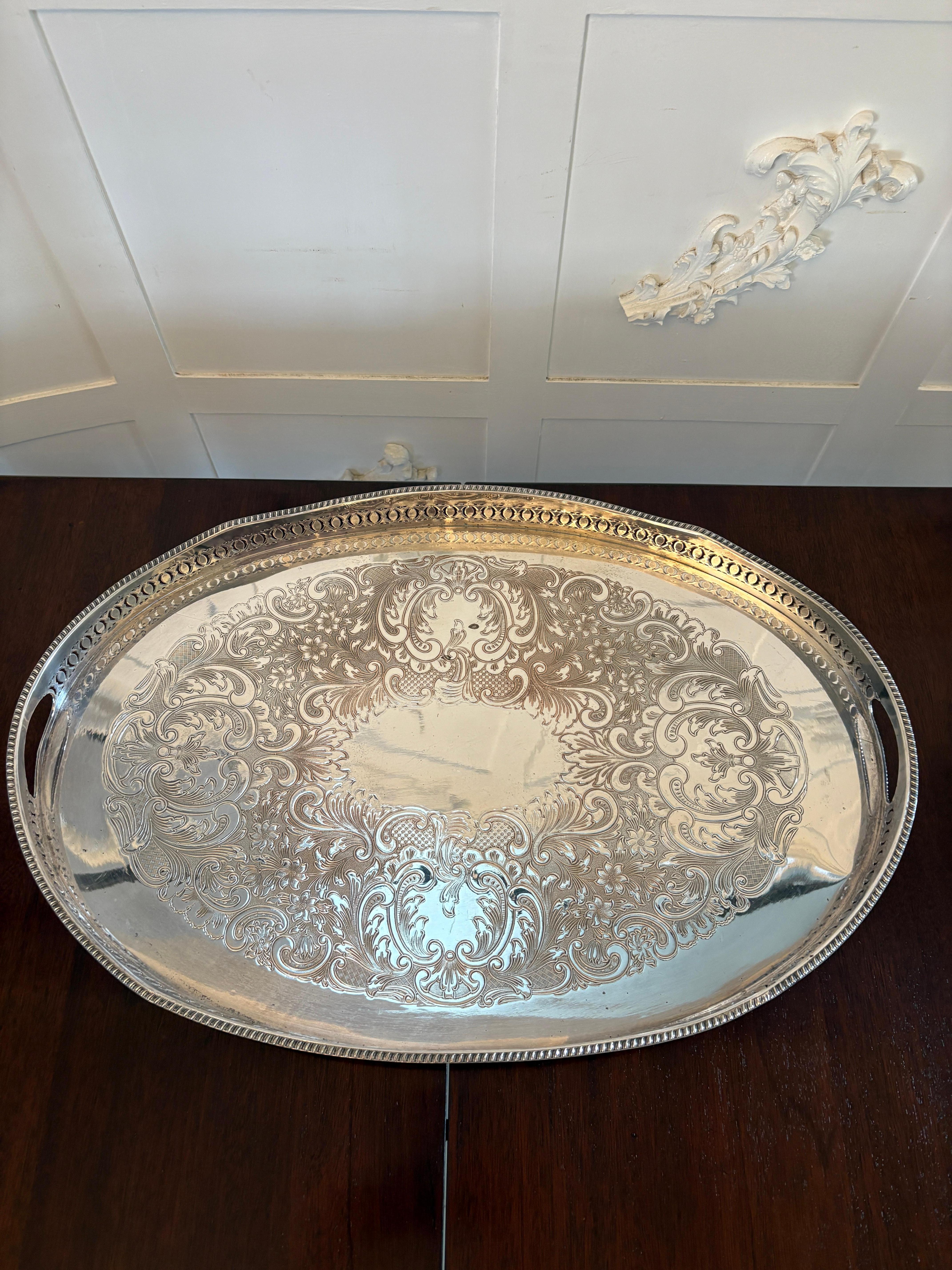 Bandeja de té antigua eduardiana bañada en plata de calidad excepcional en Bueno estado para la venta en Suffolk, GB
