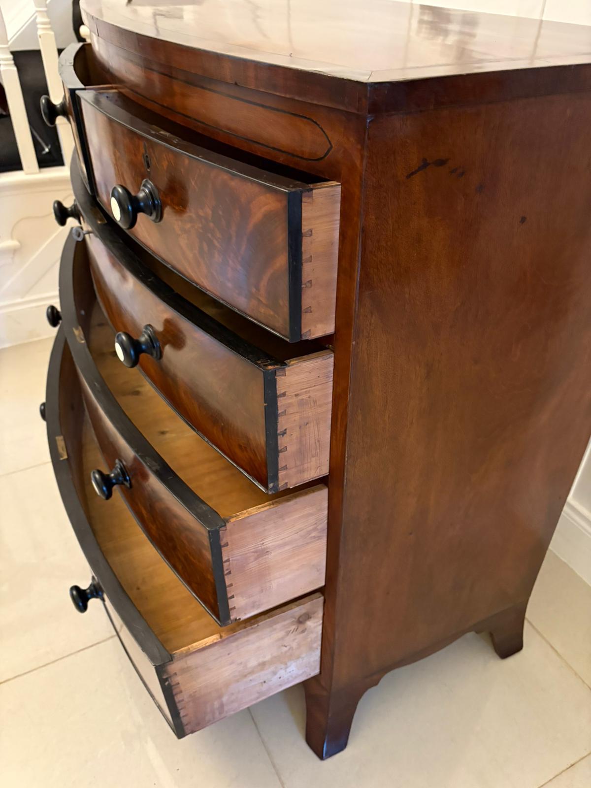 Outstanding Quality Antique Figured Mahogany Bow Fronted Chest of 5 Drawers 3