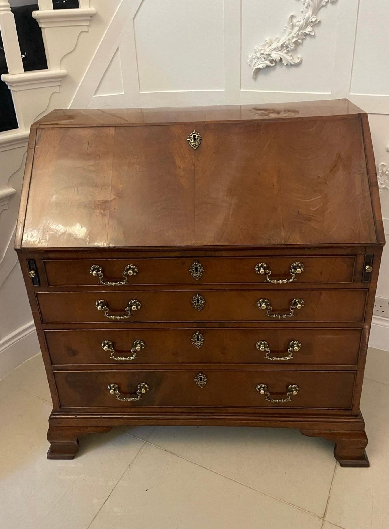 Outstanding Quality Antique George III Mahogany Bureau  In Good Condition For Sale In Suffolk, GB