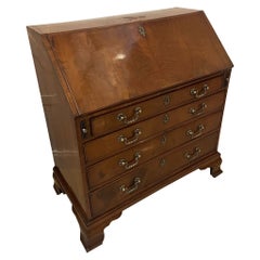 Bureau ancien en acajou George III de qualité exceptionnelle
