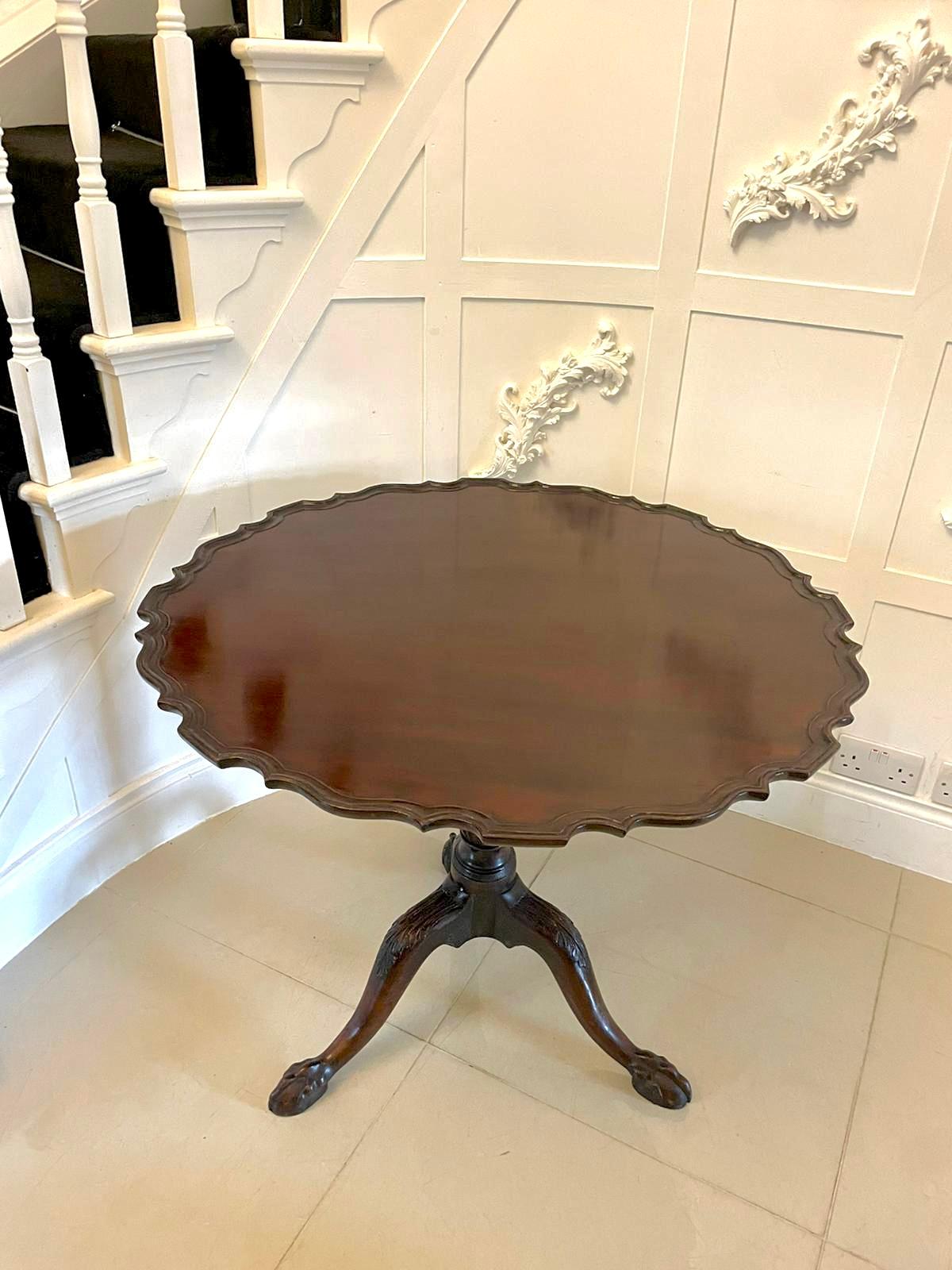 19th Century  Outstanding Quality Antique George III Mahogany Centre Table  For Sale