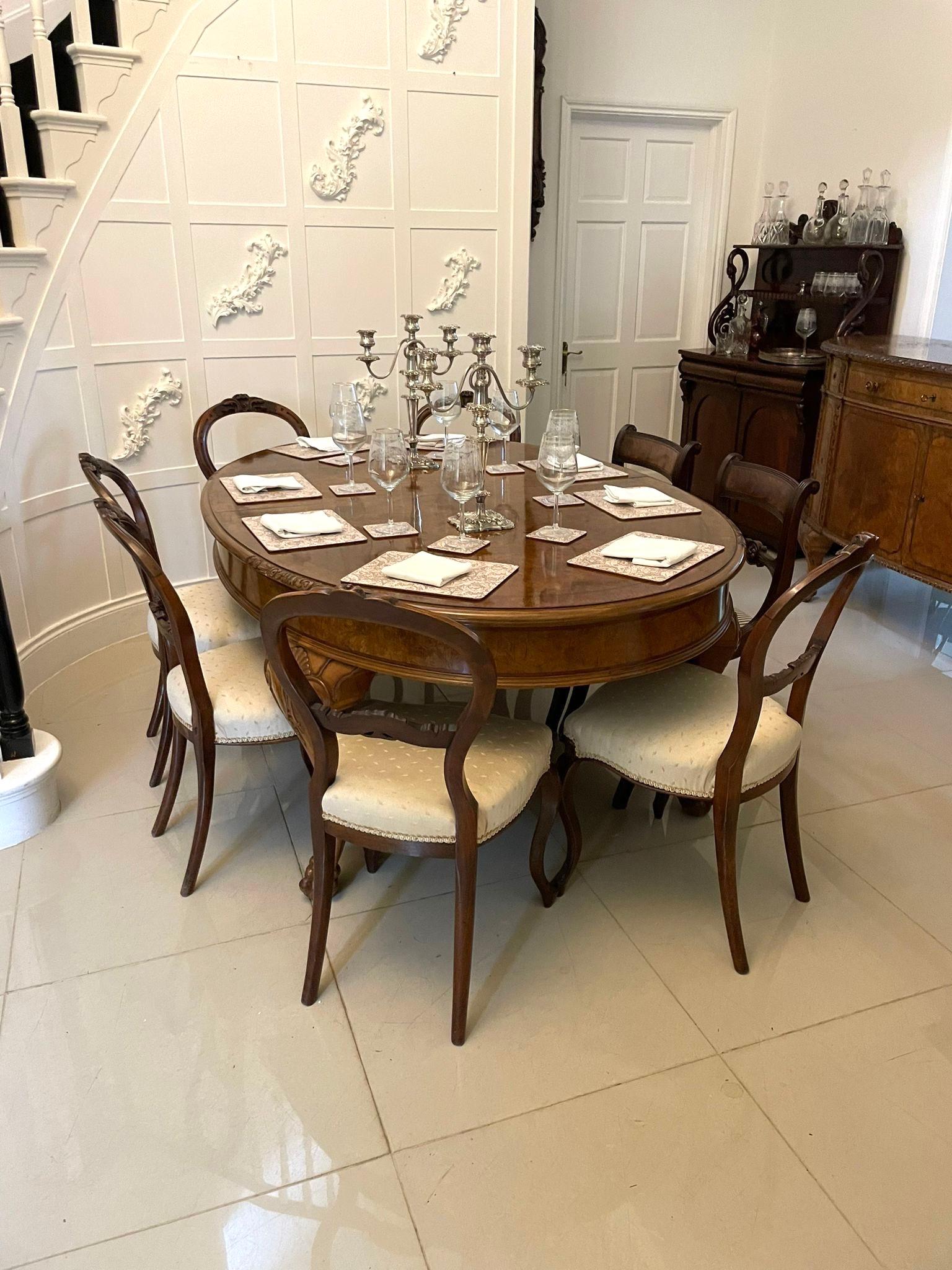 Outstanding Quality Antique Oval Burr Walnut 8 Seater Dining Table For Sale 5