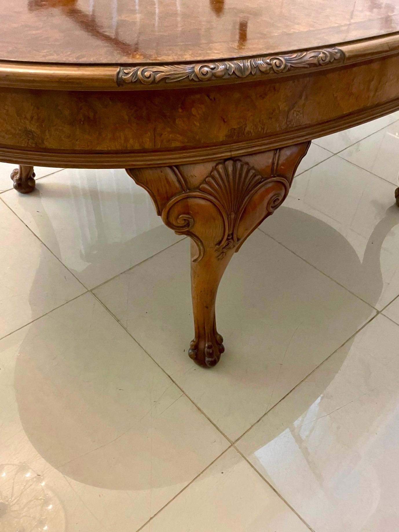 Outstanding Quality Antique Oval Burr Walnut 8 Seater Dining Table For Sale 1