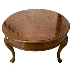 Outstanding Quality Antique Oval Burr Walnut 8 Seater Dining Table
