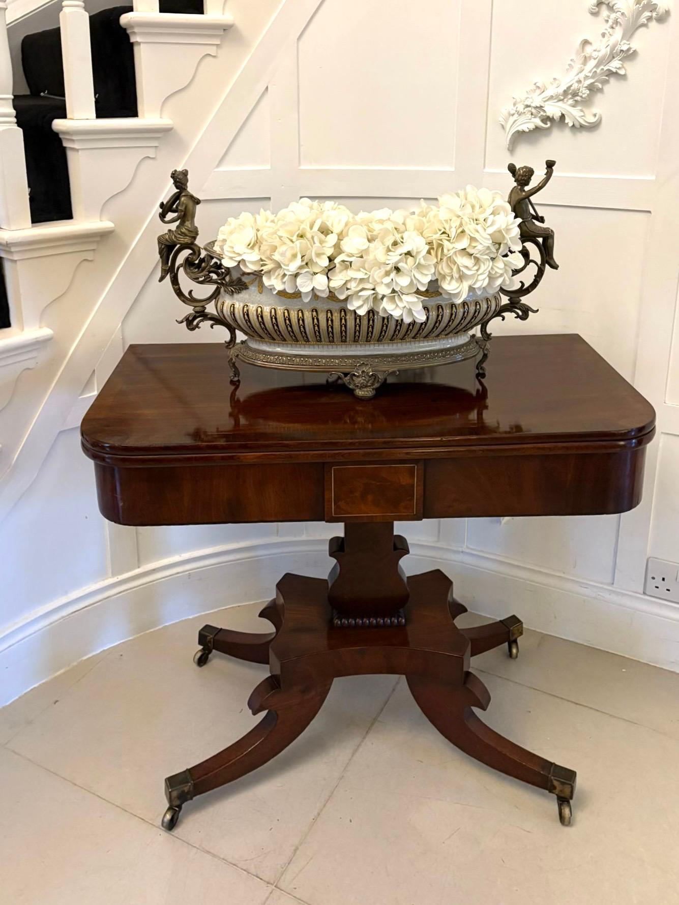 Outstanding Quality Antique Regency Figured Mahogany Tea/Console Table In Good Condition For Sale In Suffolk, GB